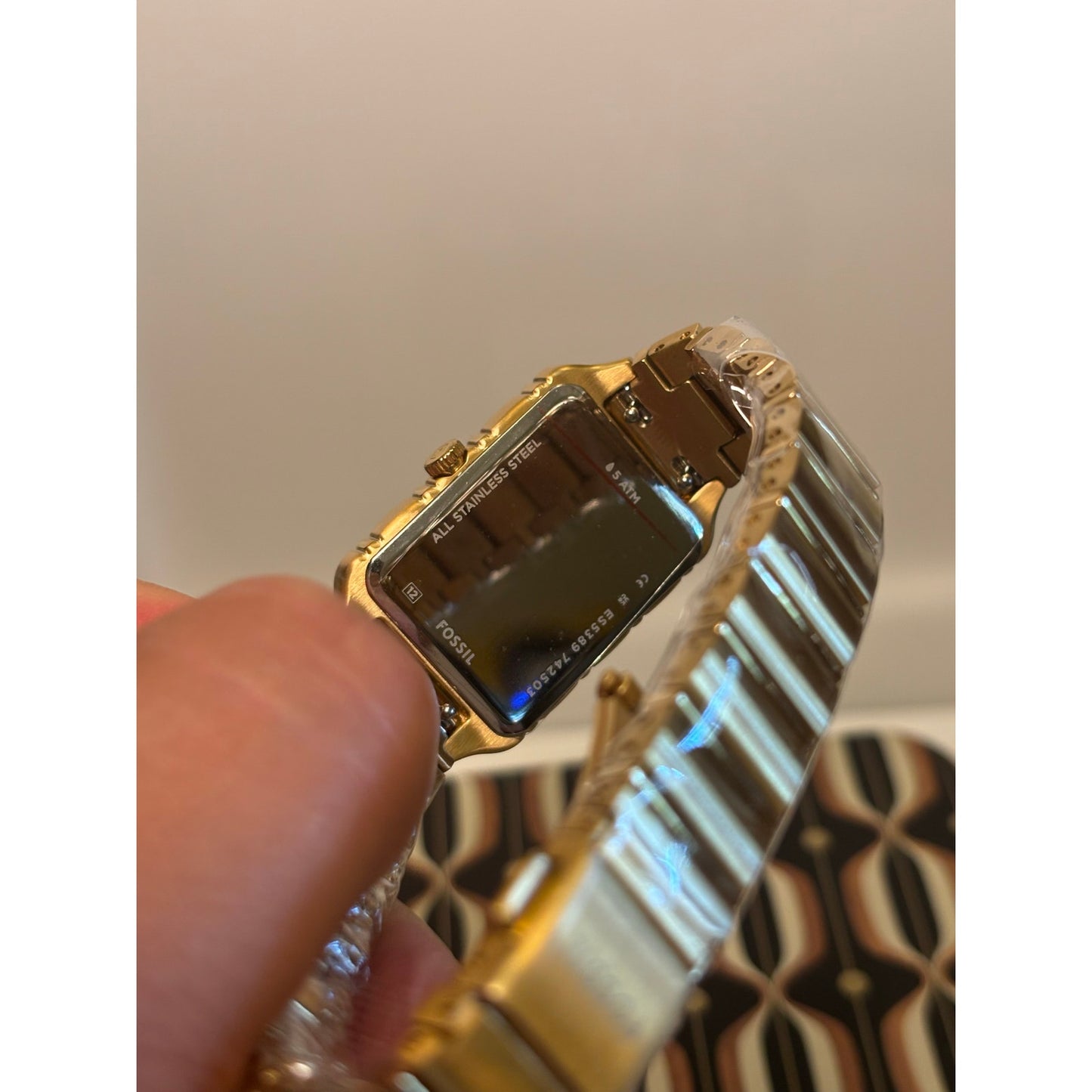 Fossil Raquel ES5389 — All-Gold Tone, 23 mm Rectangular