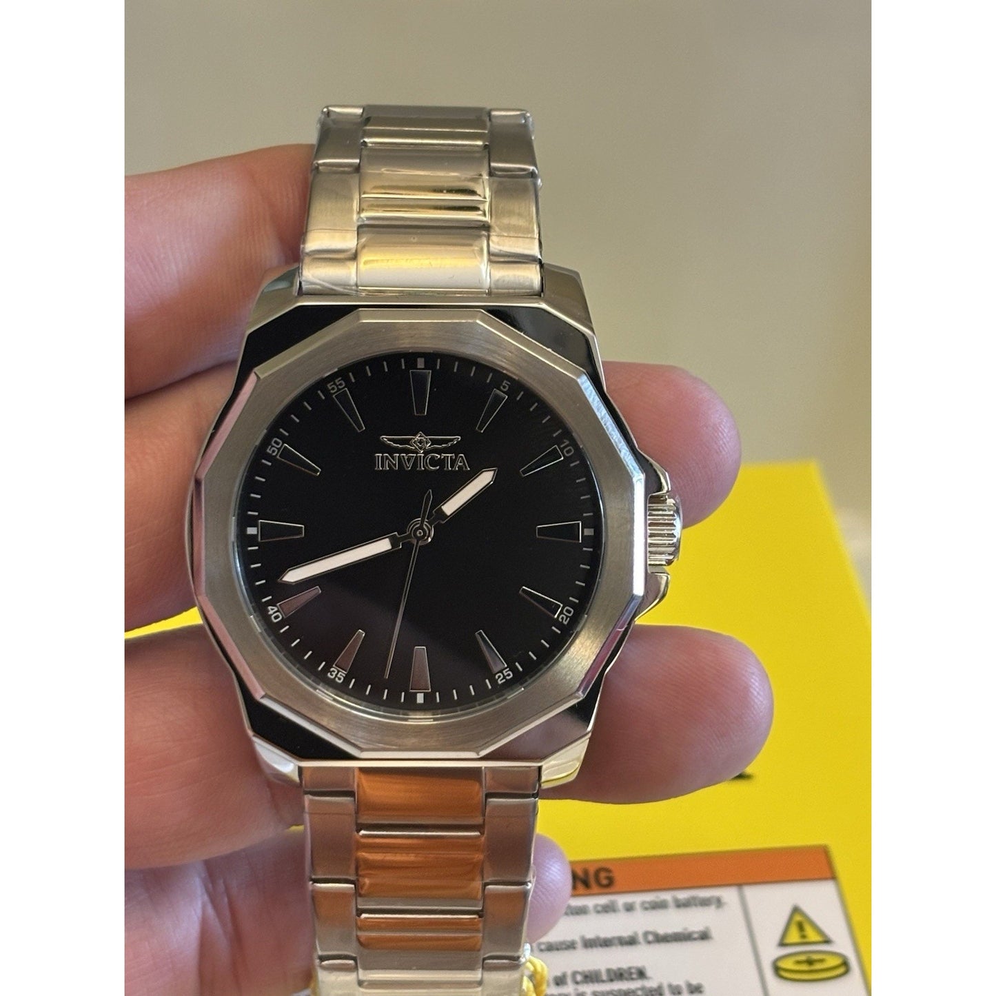 Invicta Speedway 46831 42mm Steel Black Dial Quartz New In Original Box and Tag