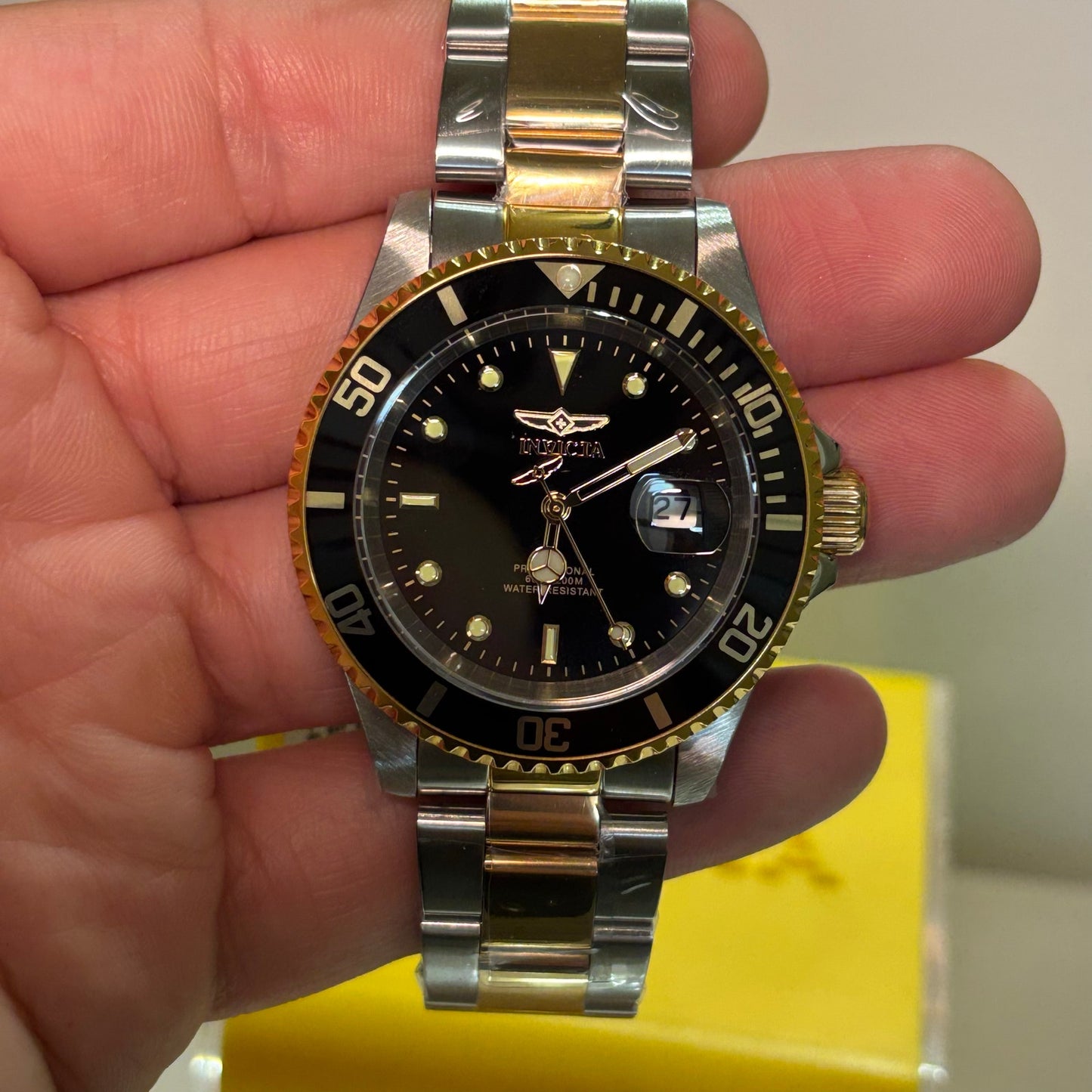 Invicta Pro Diver 37158 Men's Quartz Dive Watch 40mm Two Tone Stainless Steel Black Dial 200M Water Resistant