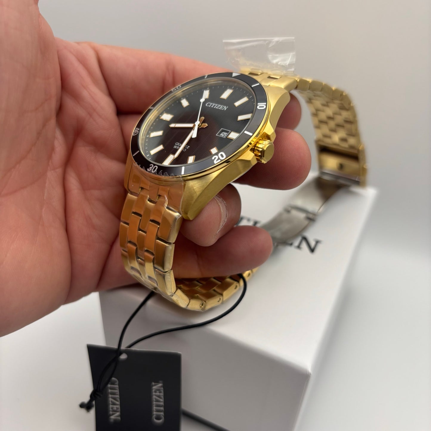 Citizen BI5052-59E Mens 42mm Gold Tone Stainless Steel Black Dial Quartz NIBWT