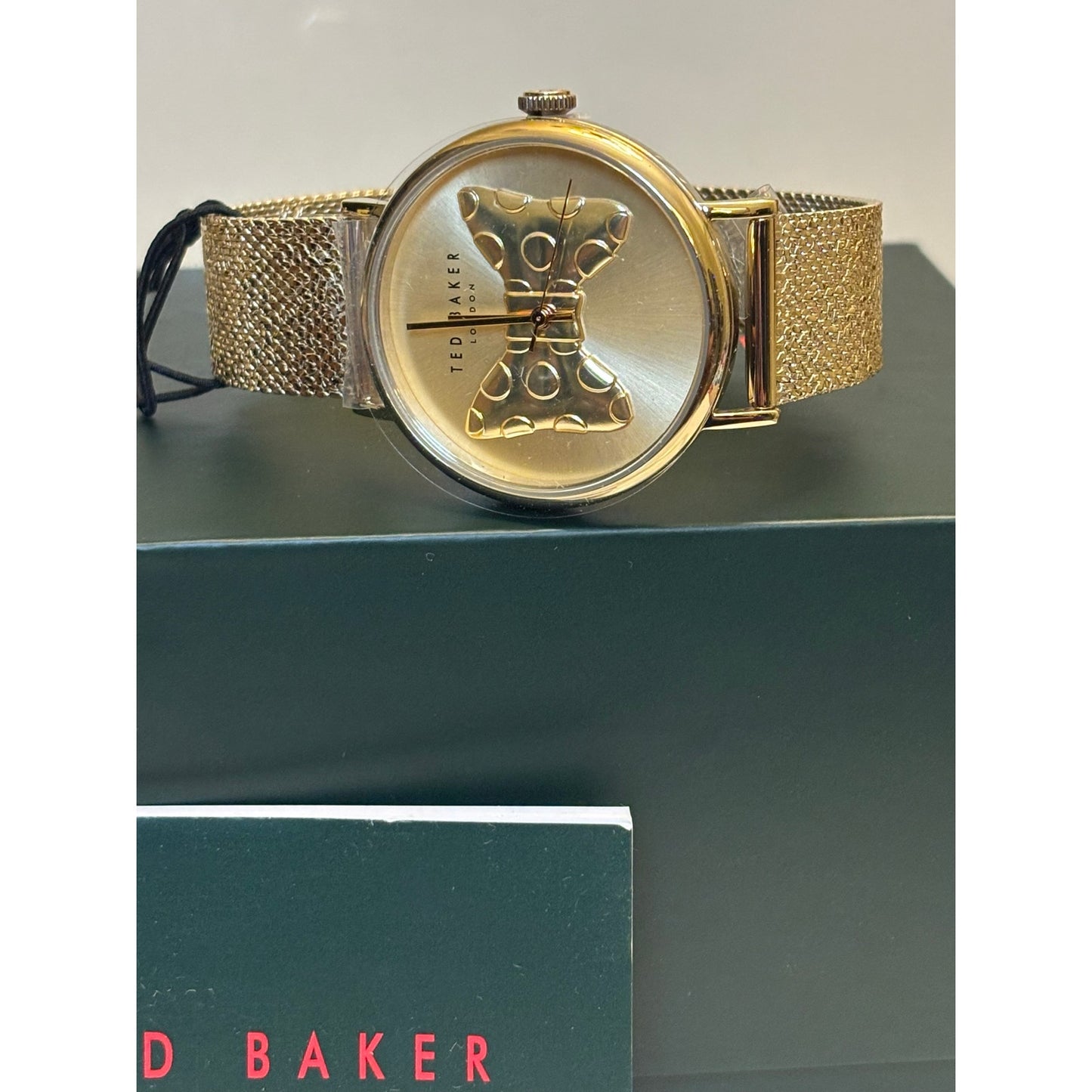 Ted Baker Phylipa BKPPHS303G – Gold-Tone Bow-Tie Dial, Stainless Steel