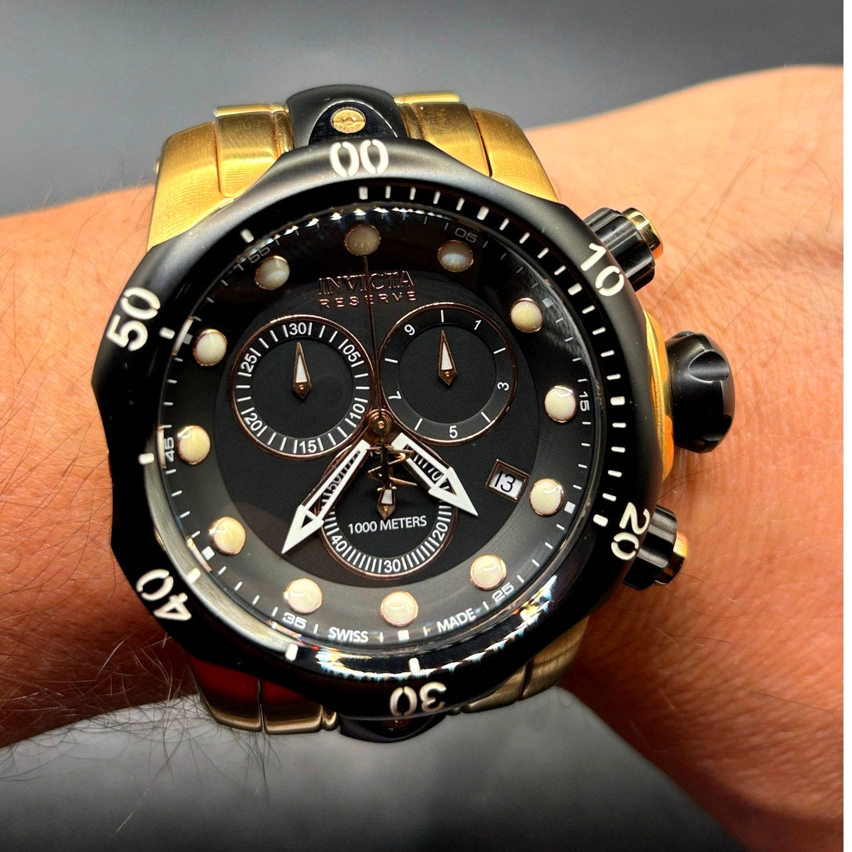 Invicta Reserve Venom 5728 Chronograph Swiss Made 53mm 18K Rose Gold Men’s Watch