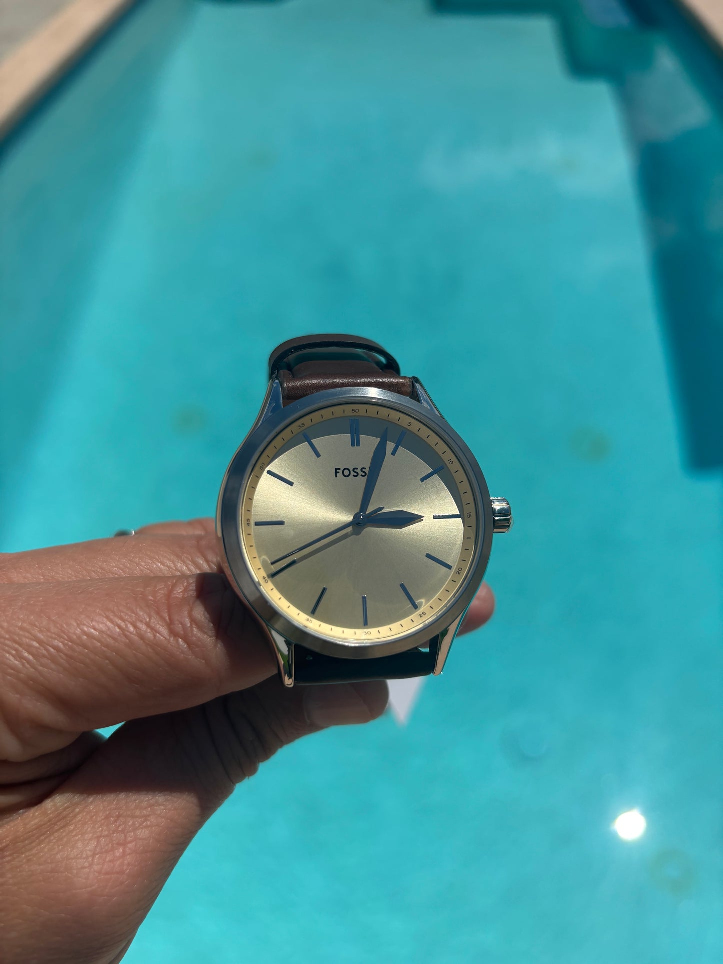 Fossil Fenmore BQ2865 – 44mm Cream Dial, Brown Leather, Quartz Three-Hand