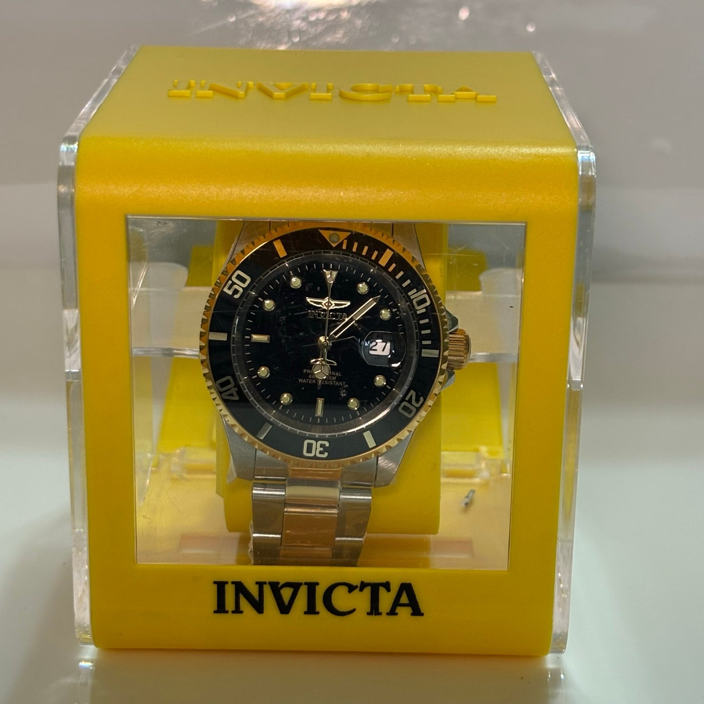 Invicta Pro Diver 37158 Men's Quartz Dive Watch 40mm Two Tone Stainless Steel Black Dial 200M Water Resistant