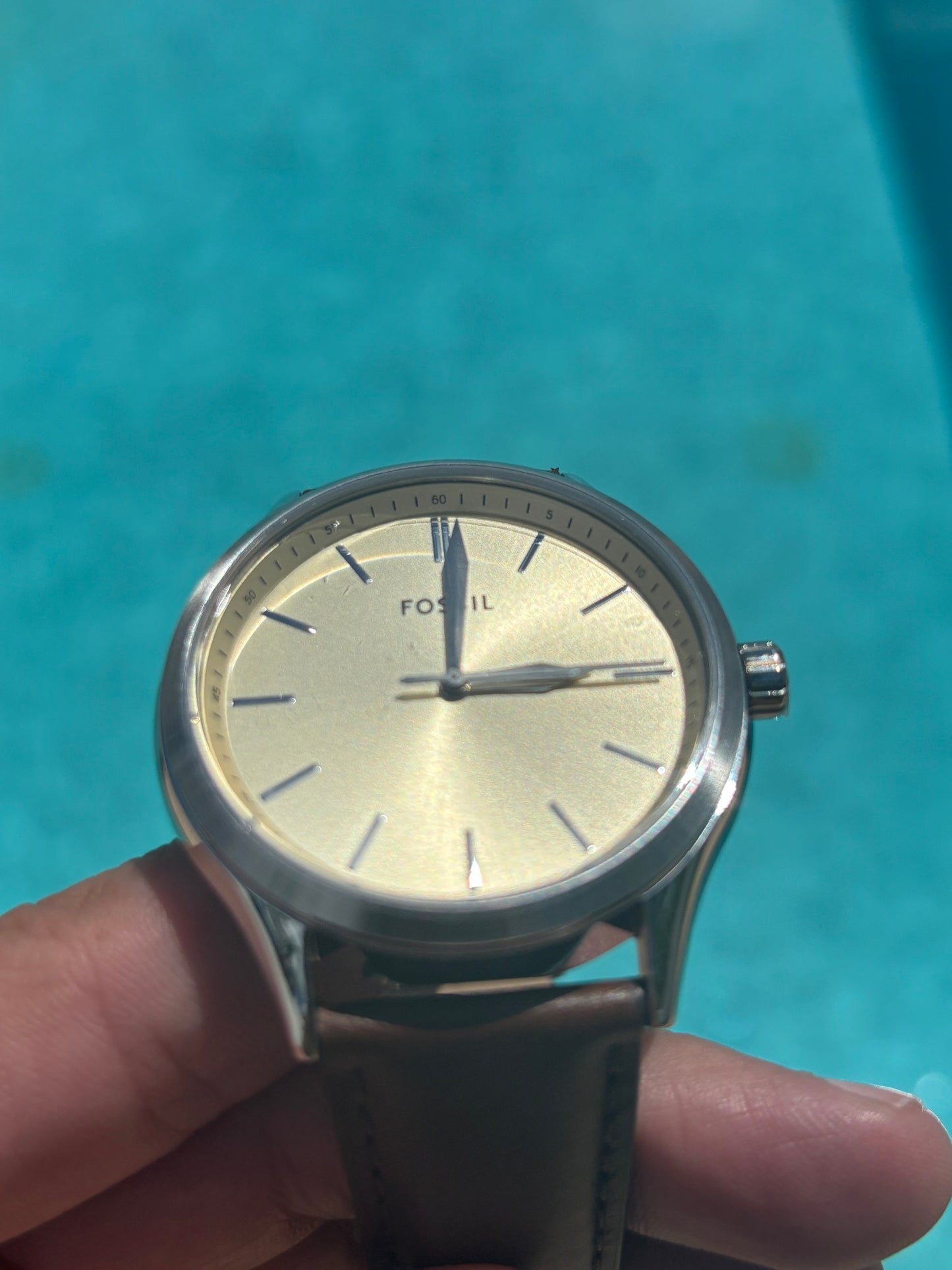 Fossil Fenmore BQ2865 – 44mm Cream Dial, Brown Leather, Quartz Three-Hand