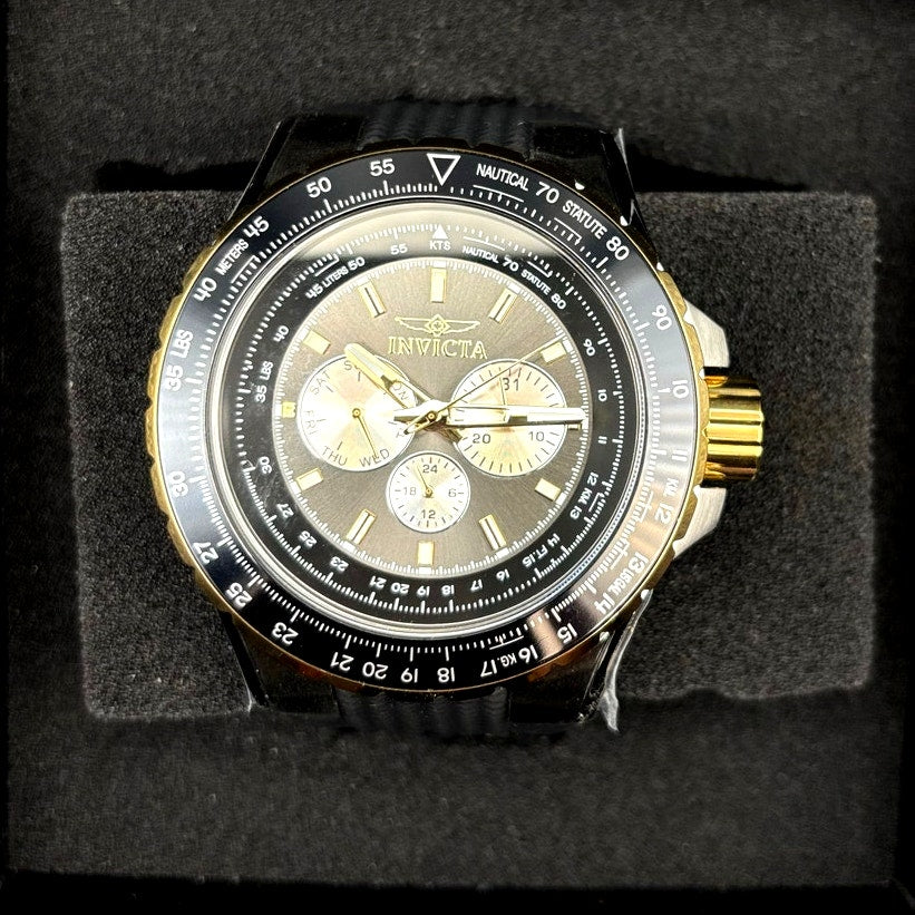 Invicta 33029 Aviator Skyshock Men’s Black Dial Gold Bezel Silicone Watch NIBWT