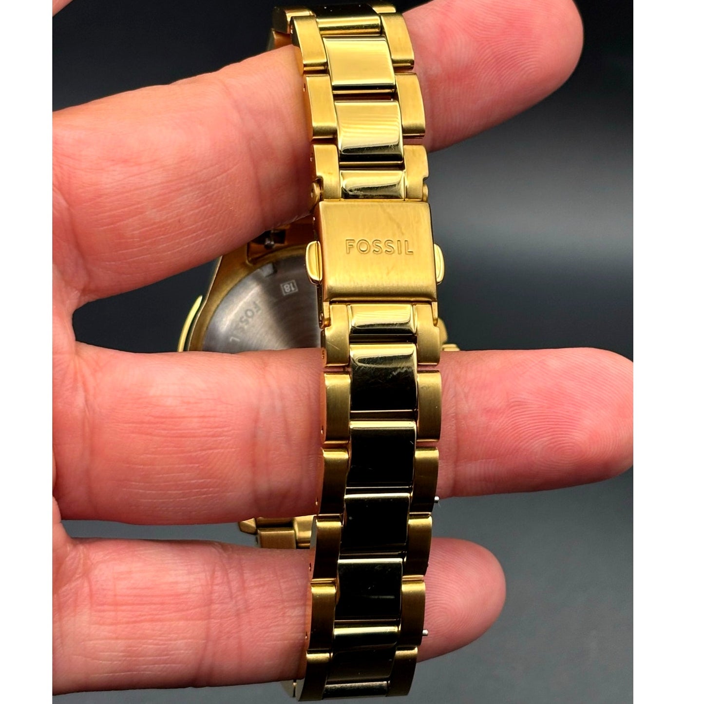 Fossil ES5350 Blue Dive Women’s White Dial Gold Tone Stainless Steel 36mm Watch
