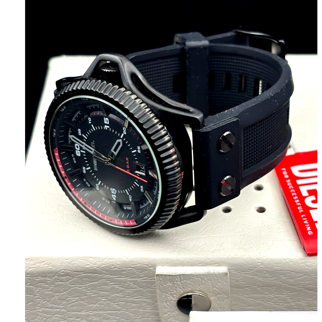 Diesel DZ1760 Rollcage Men’s Quartz Watch Black Dial Silicone Strap 46mm NIBWT