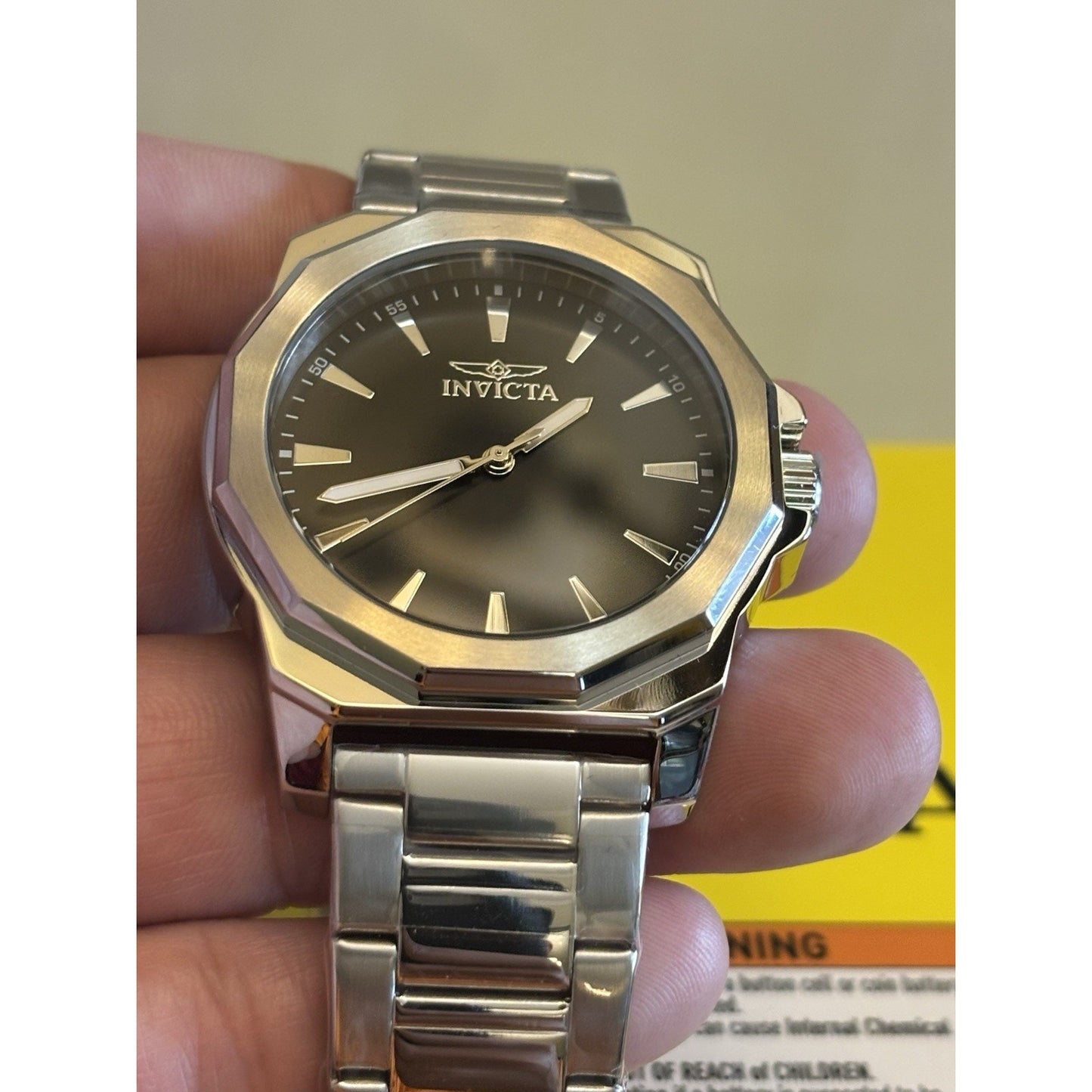 Invicta Speedway 46831 42mm Steel Black Dial Quartz New In Original Box and Tag