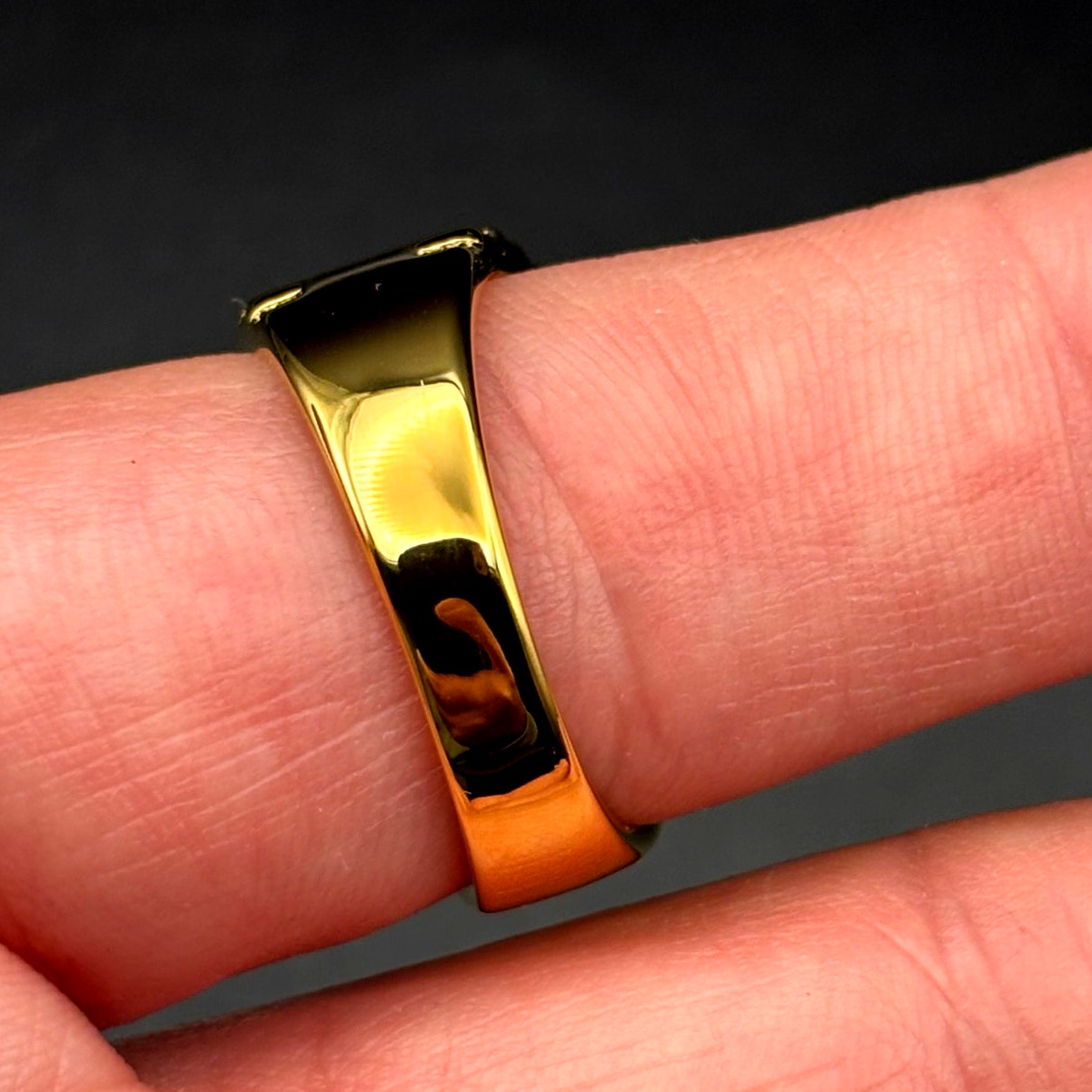 Blackjack BJZ78G Men’s Gold Stainless Steel Eagle Ring SZ # 10 NWT