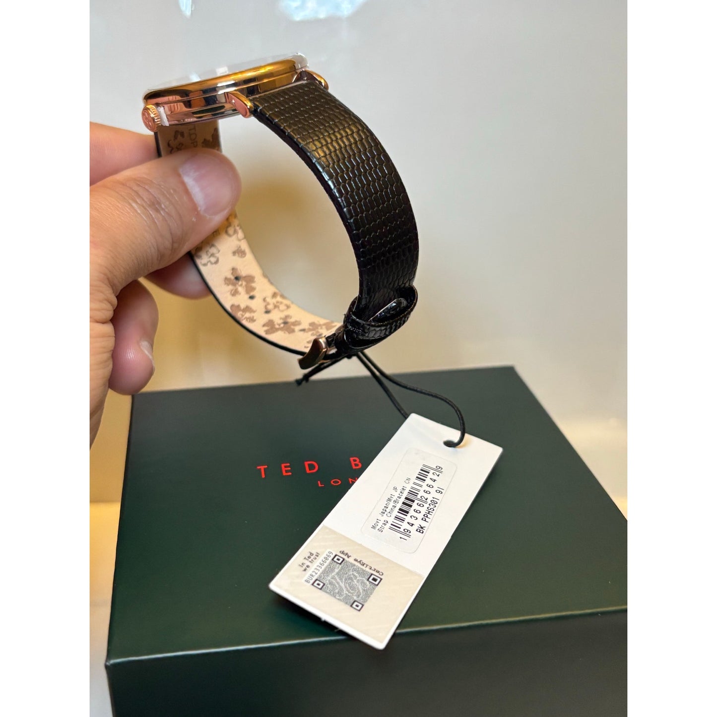 Ted Baker Ladies Black Lizard Leather Strap Watch Rose Gold Bow-Tie Dial BKPPHS3019I