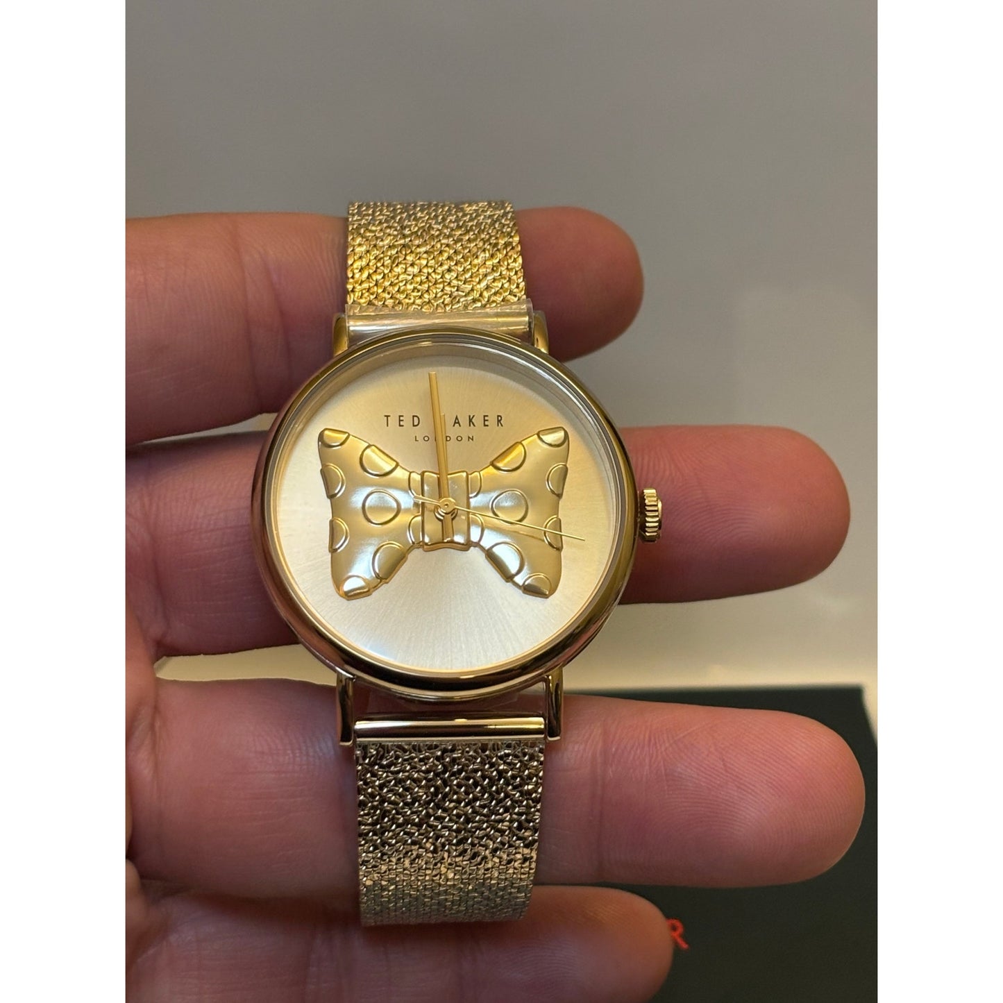 Ted Baker Phylipa BKPPHS303G – Gold-Tone Bow-Tie Dial, Stainless Steel