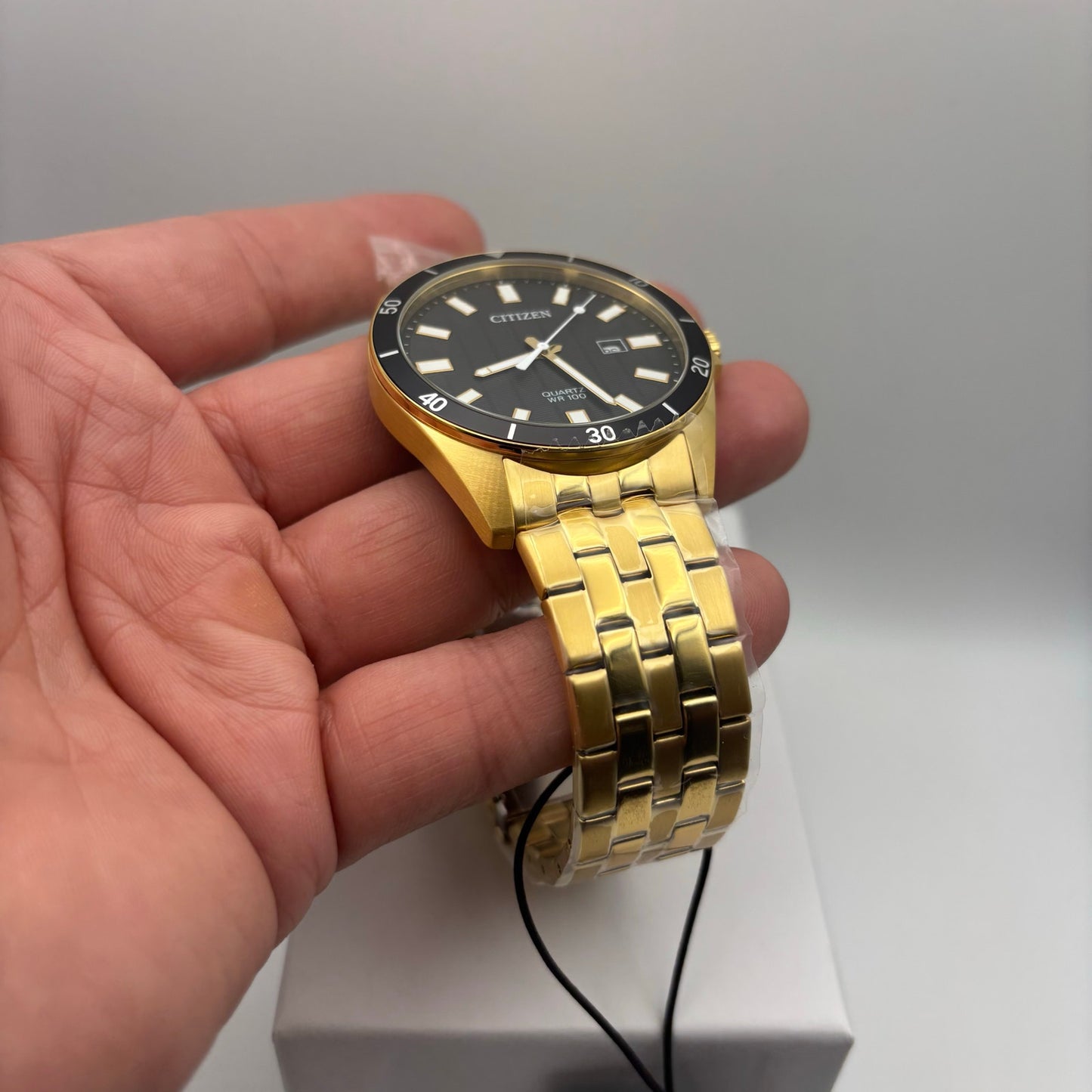 Citizen BI5052-59E Mens 42mm Gold Tone Stainless Steel Black Dial Quartz NIBWT
