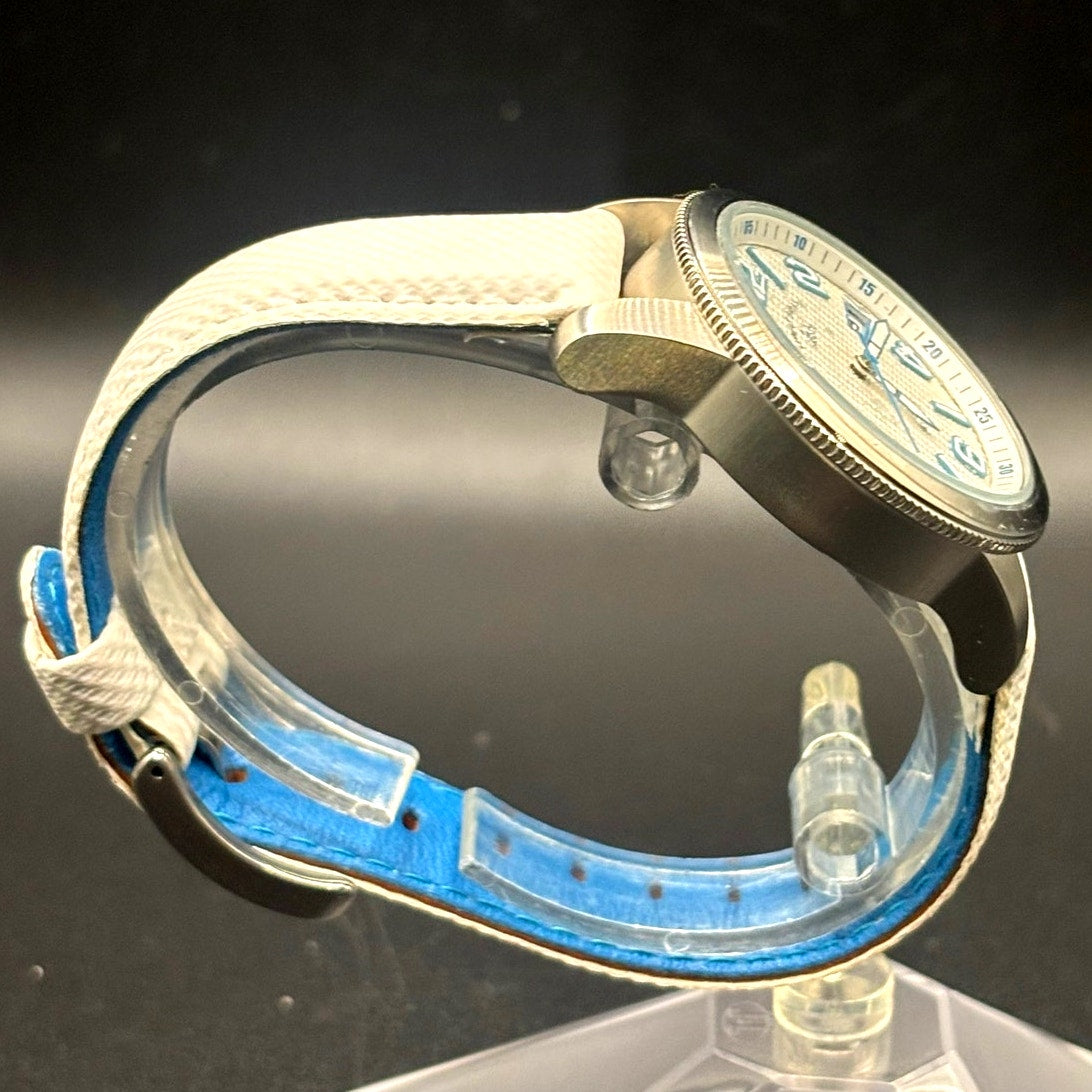 Tommy Bahama Relax RLX2017 Women’s 36mm White Blue Quartz Watch Full Set