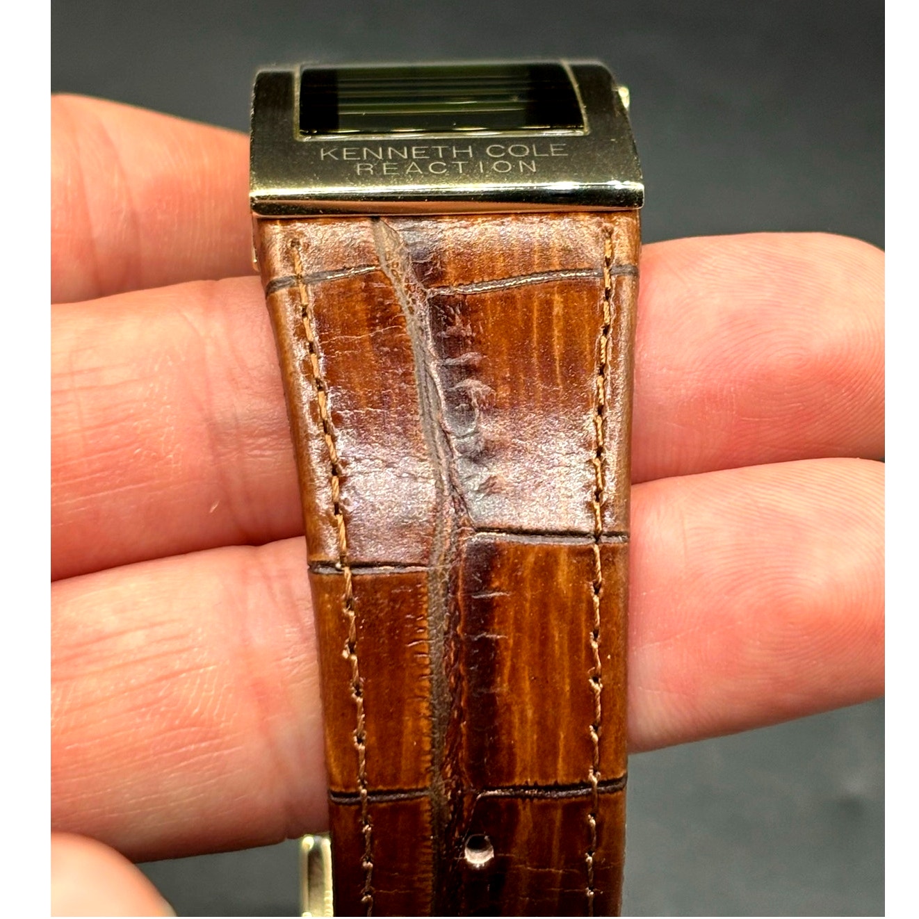 Kenneth Cole Reaction KC1398 Digital Gold Tone Brown Embossed Leather Watch Y2K