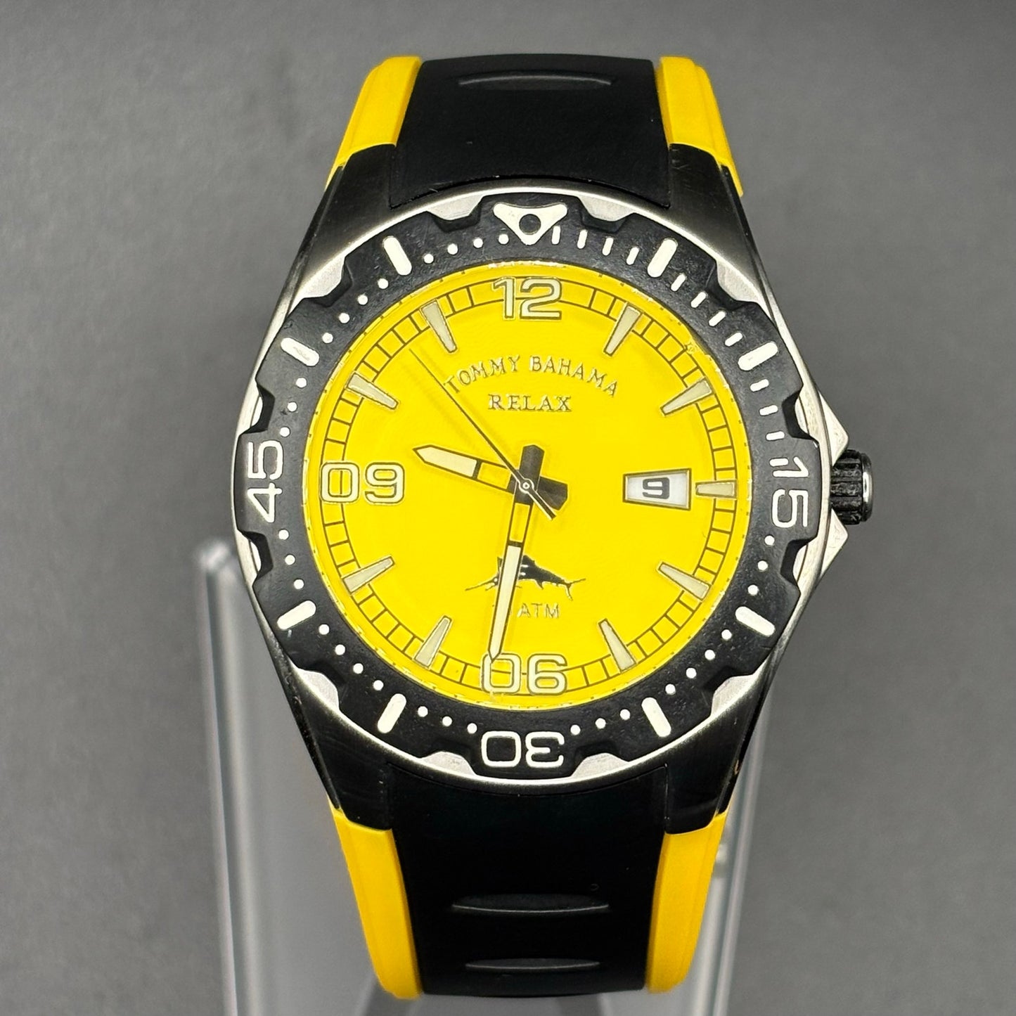 Tommy Bahama Relax RLX1000 Yellow Dial 43mm Diver Mens Watch 10ATM Beach Cruiser