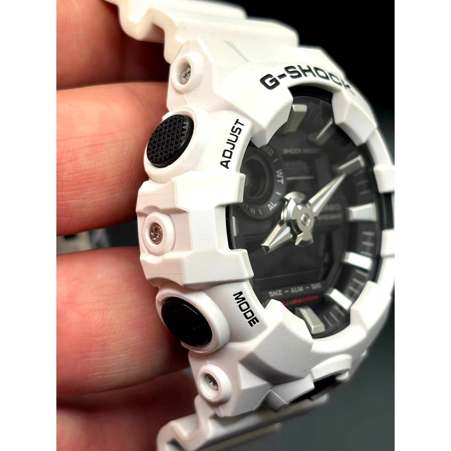 Casio G-Shock GA700-7A Men’s White Analog Digital 53mm Case 200M Watch NIBWT