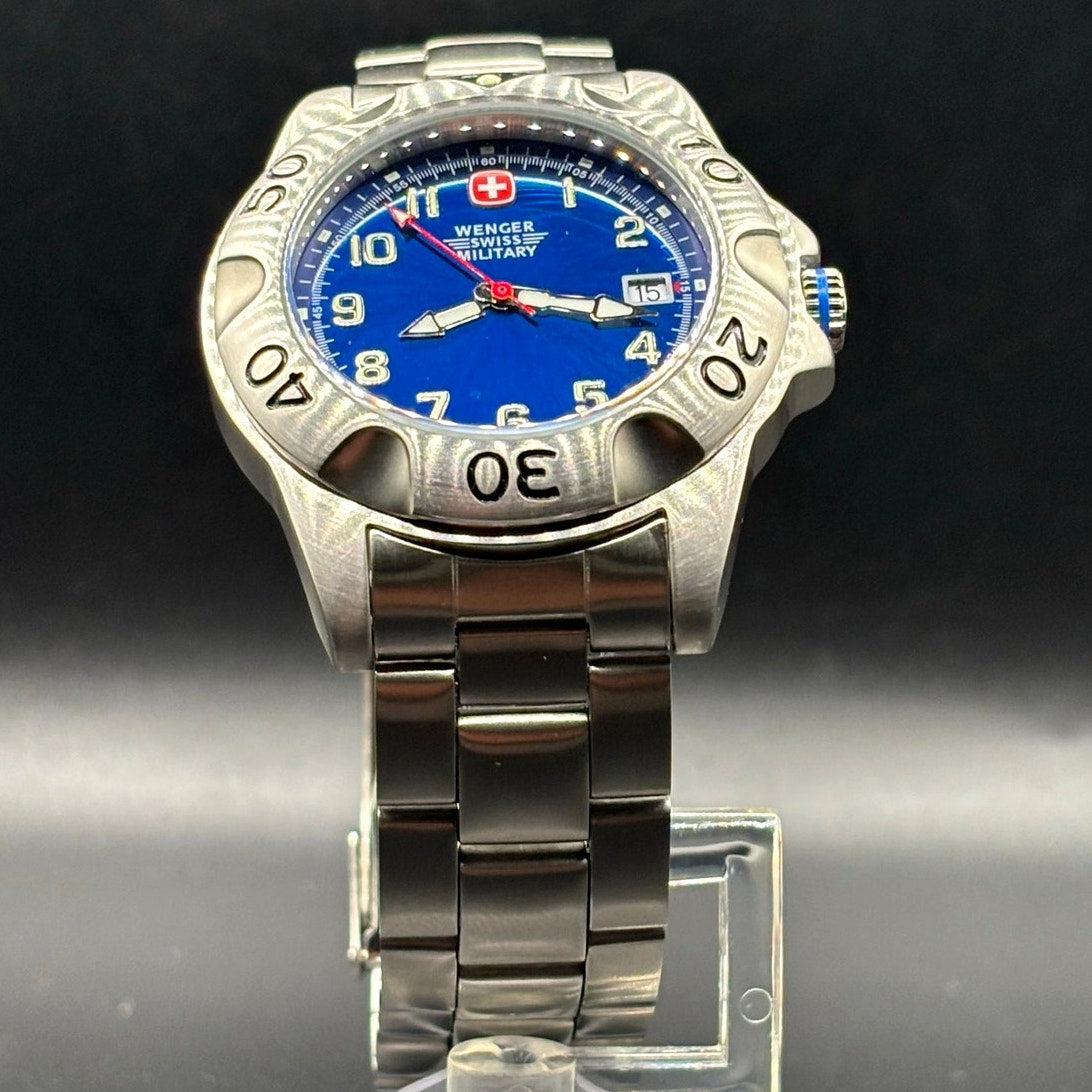 Wenger 79958 Swiss Military Blue Dial Stainless Steel 100M Men's Watch NOS