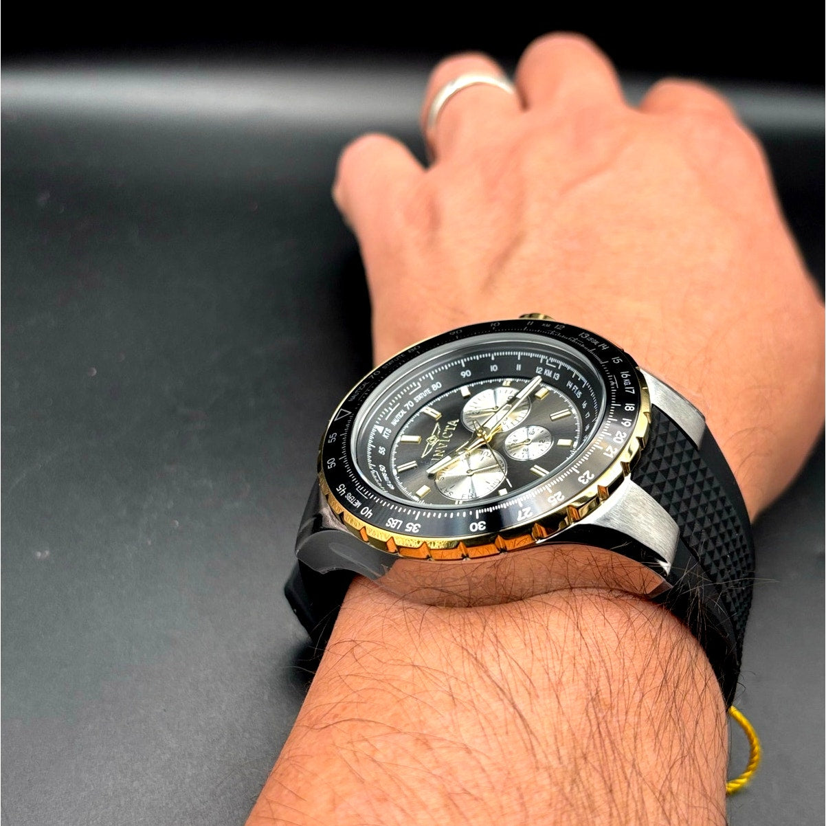 Invicta 33029 Aviator Skyshock Men’s Black Dial Gold Bezel Silicone Watch NIBWT