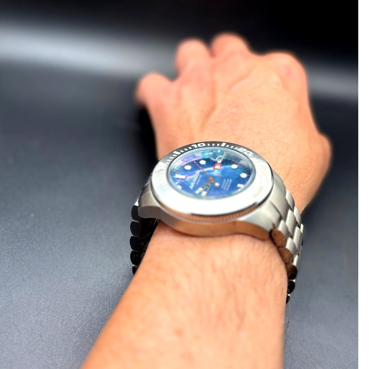 Aragon Divemaster II A334MOP Automatic 50mm Mother of Pearl Men’s Watch Full Set