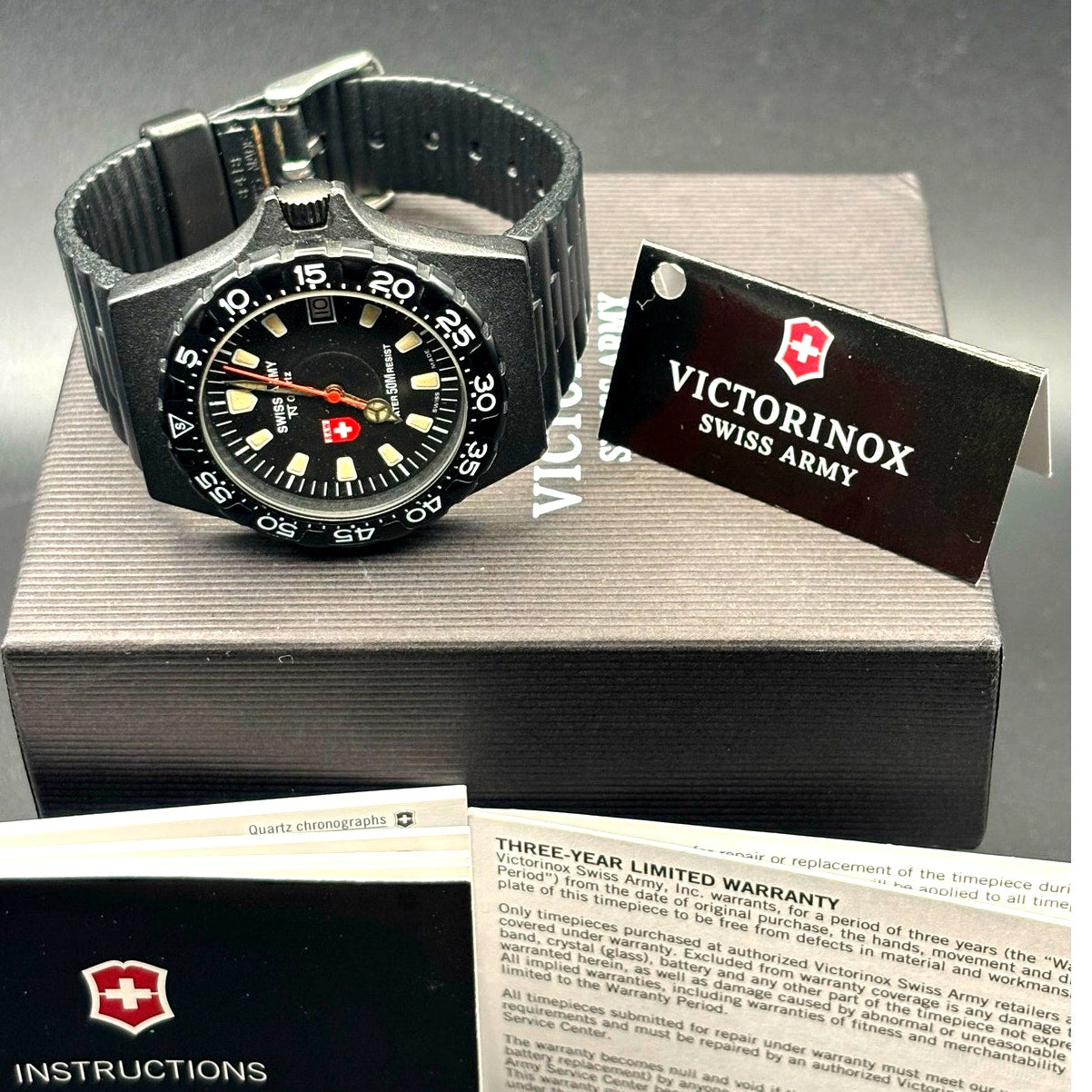 Swiss Army TNT Quartz S.A.W. Co. 1754 Swiss Made Vintage Men's Watch
