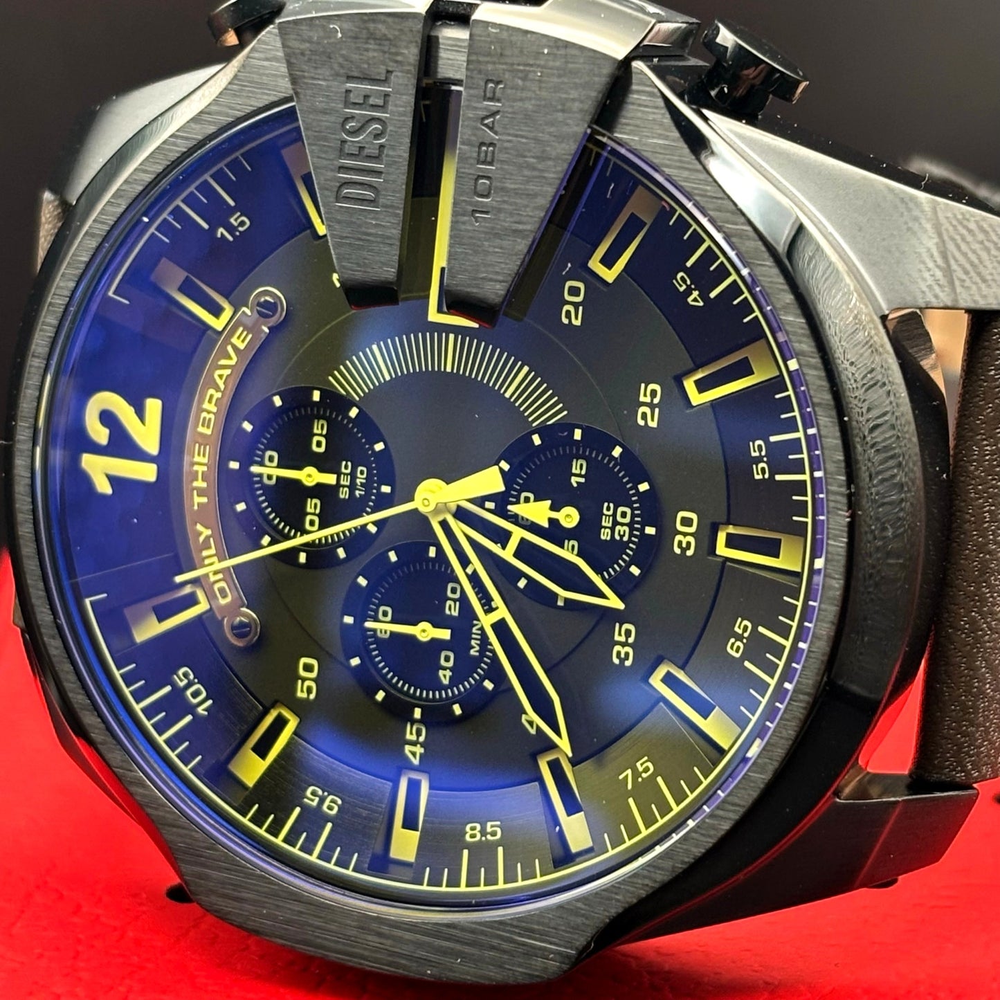 Diesel DZ4401 Mega Chief Men’s Chrono Blue Yellow Dial Brown Leather Watch NIBWT