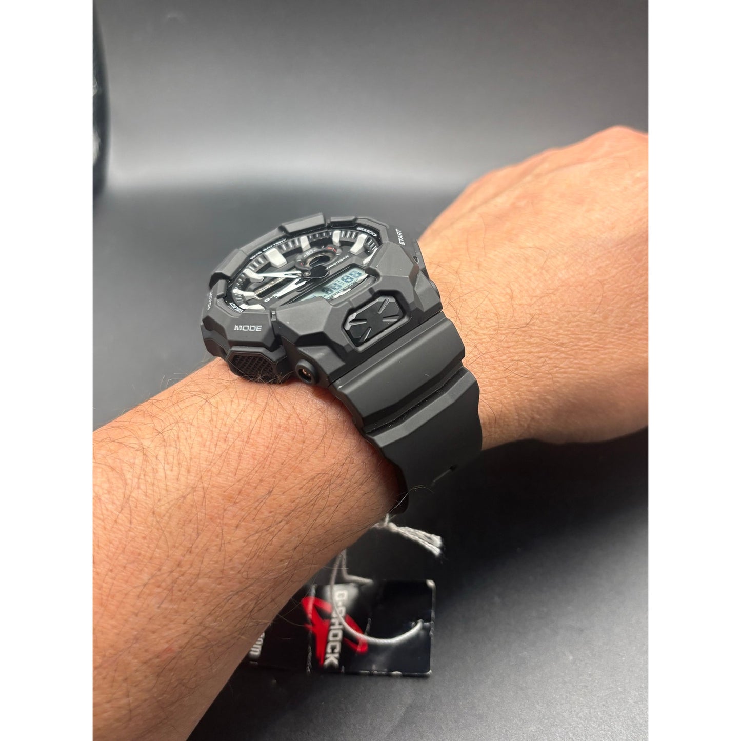 Casio G-Shock GA010-1A Carbon Core Guard Analog Digital 200M Men's Watch NIBWT