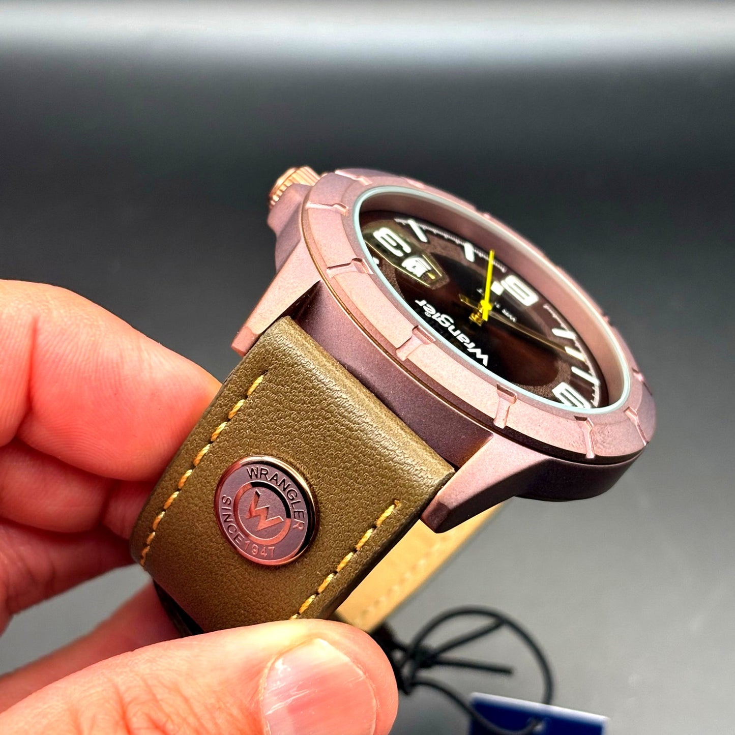 Wrangler WRW5001-5BR Men’s Purple Dial Watch Olive Brown Leather Strap NIBWT