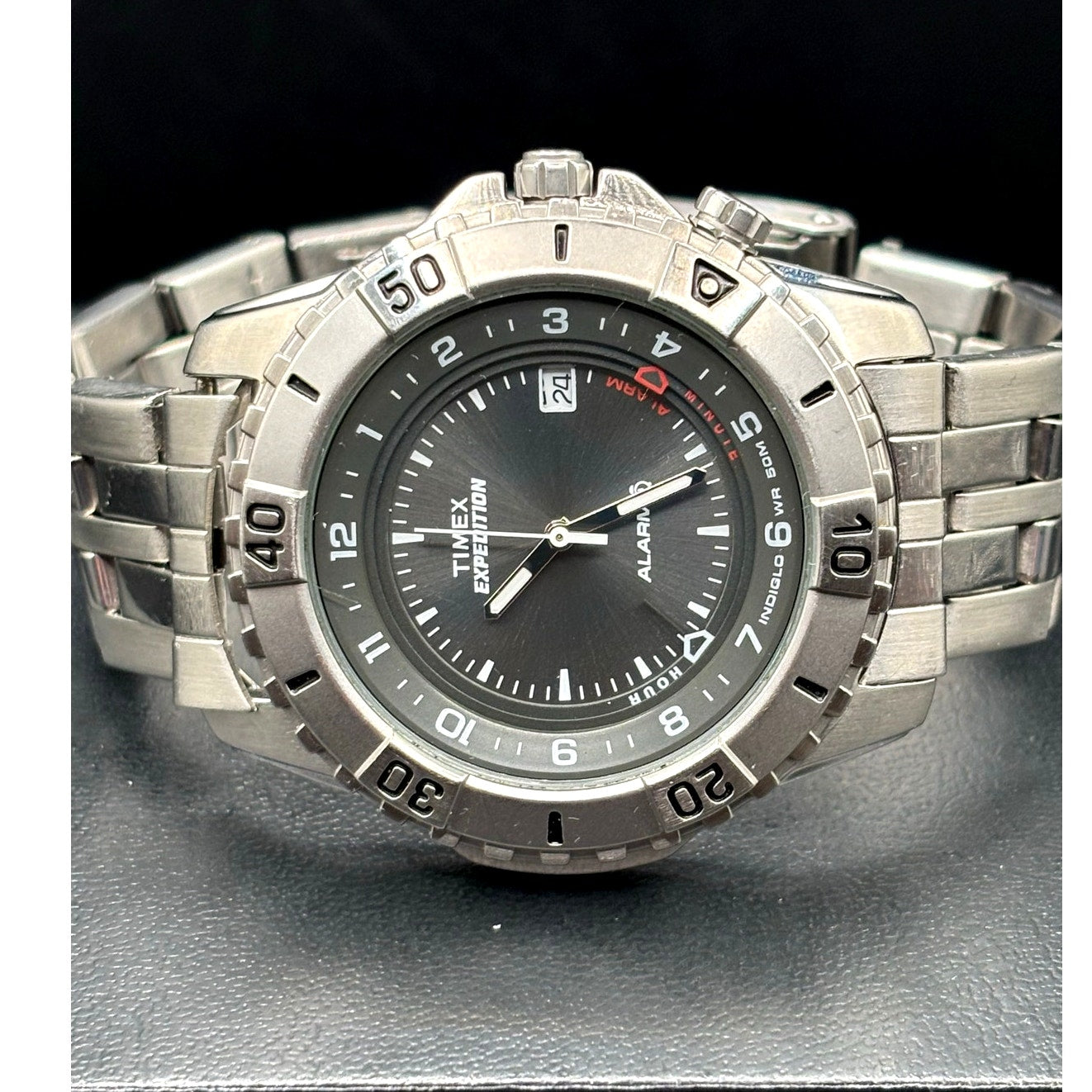 Timex Expedition T43391 Shenmue Alarm Indiglo Steel Bracelet 39mm Vintage Watch