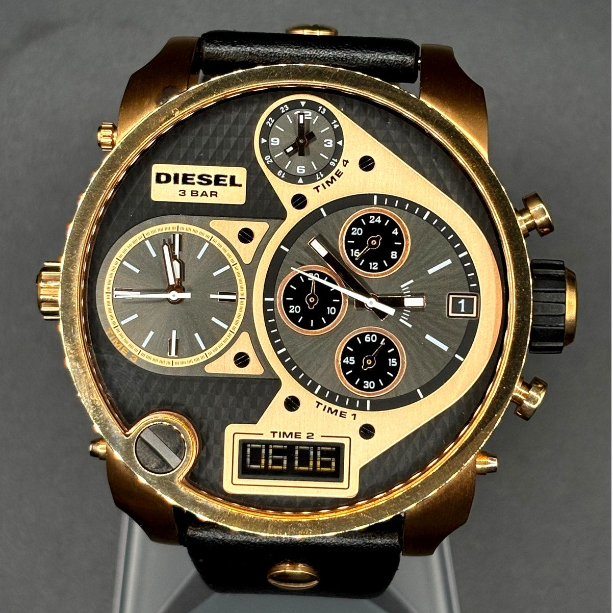 Diesel Mr. Daddy DZ7261 Men's Oversized Chrono Leather Analog Digital Watch