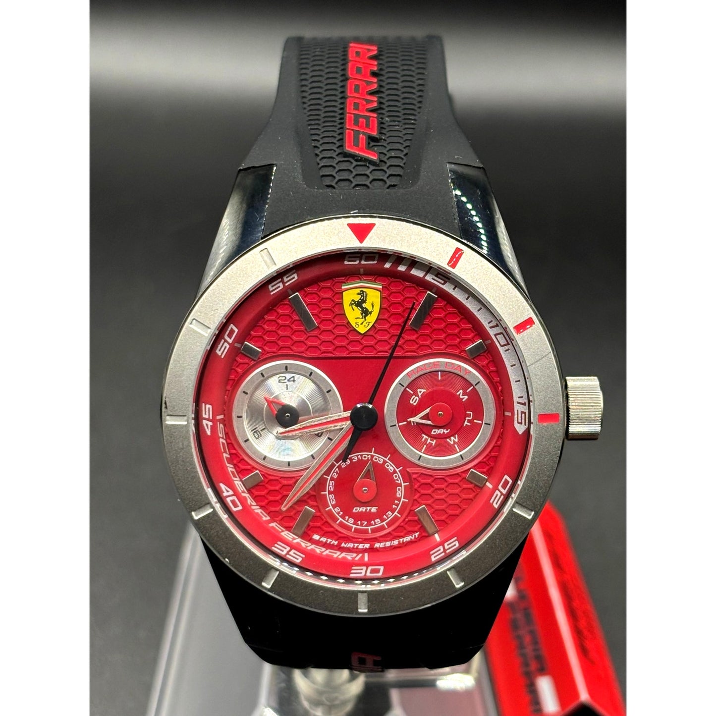 Ferrari Red Rev T 830437 Red Dial Quartz Men’s 44mm Watch NIBWT