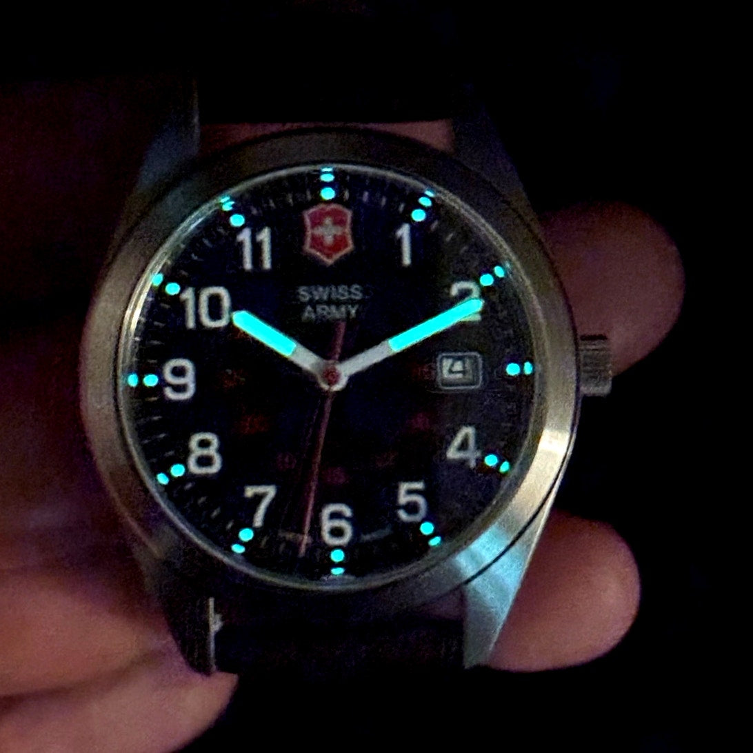 Victorinox Swiss Army Garrison 241083 Black Dial 40mm Leather Watch