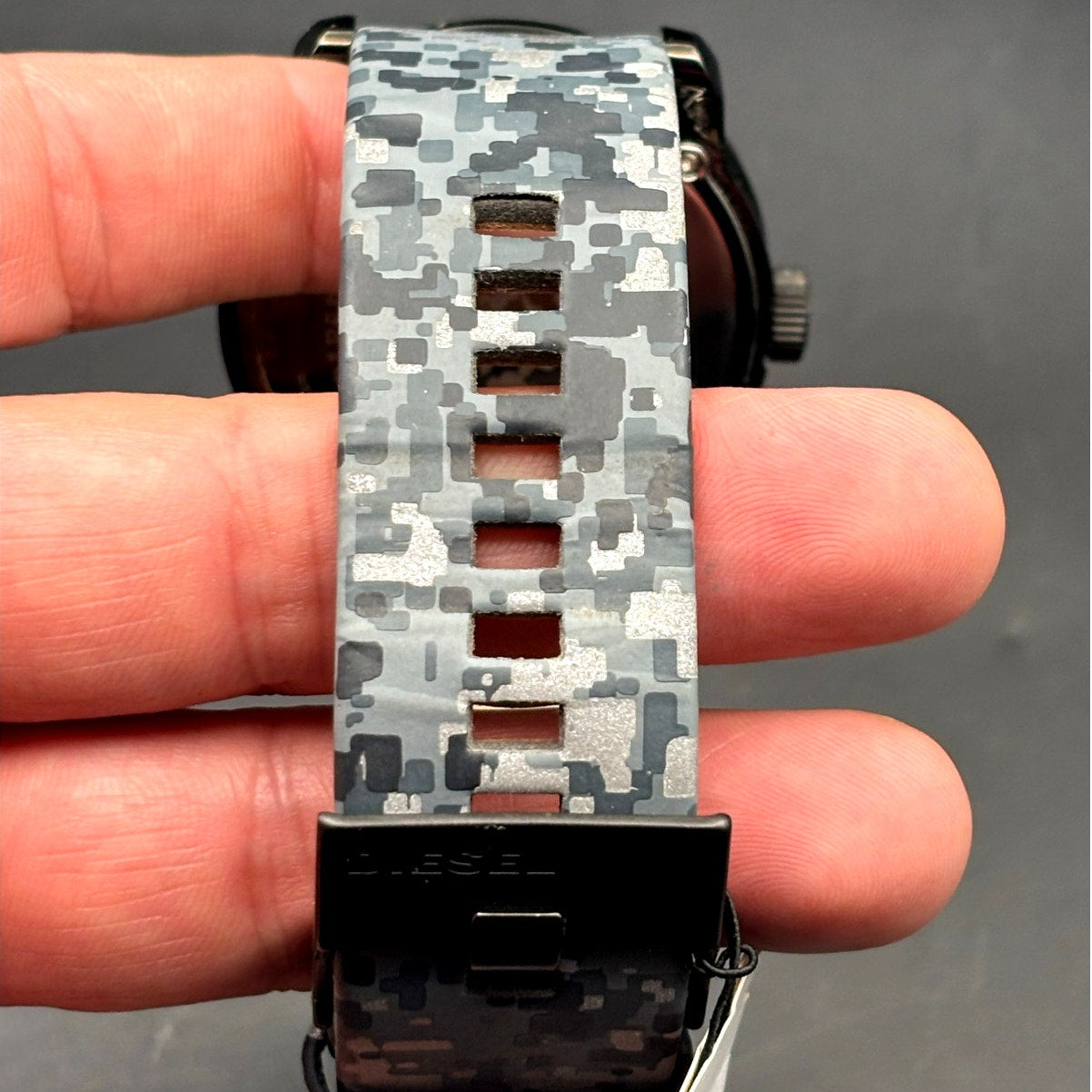Diesel Double Down DZ1664 Mens Watch Camo Leather Strap Black Dial 46mm NIBWT