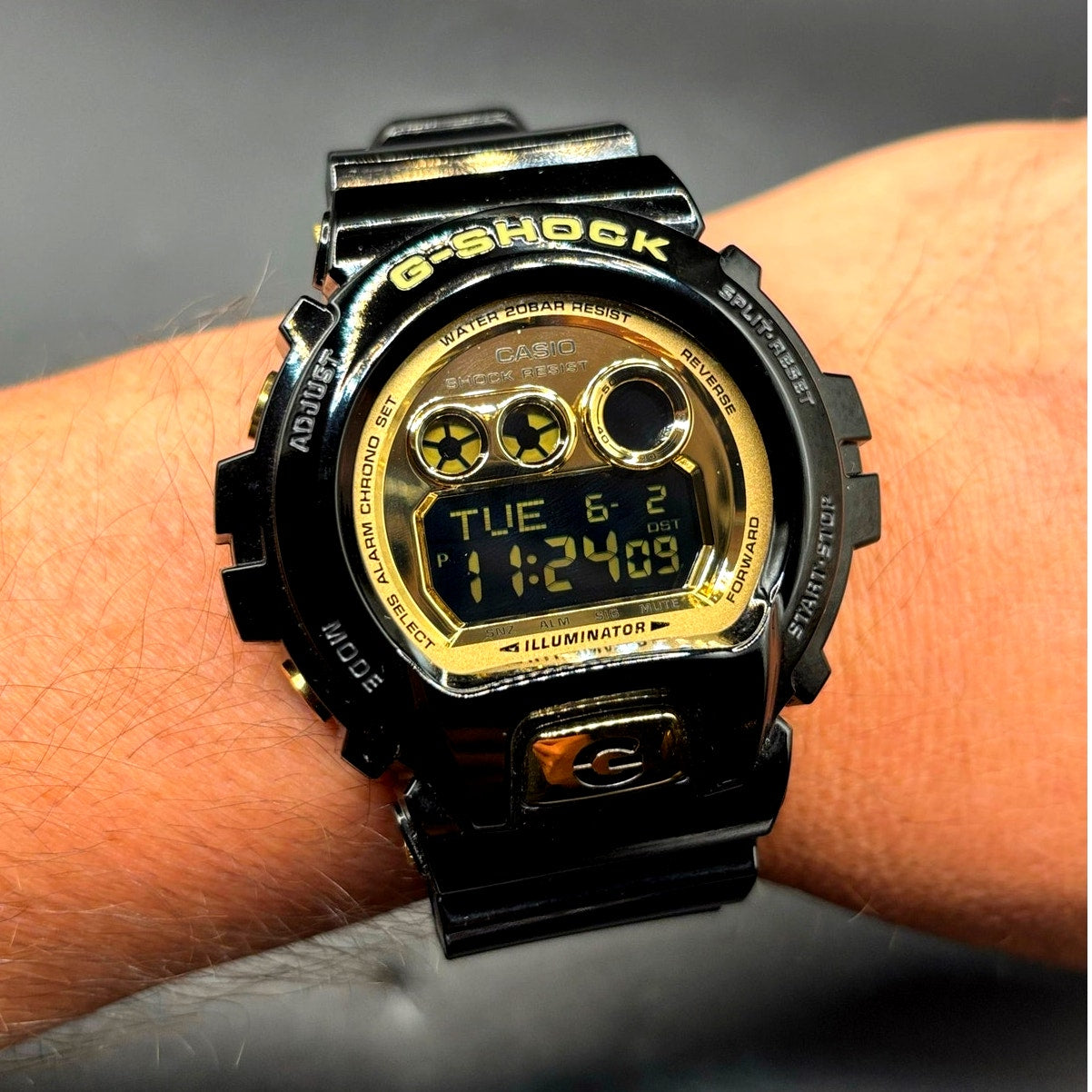 Casio G-Shock GD-X6900FB-1 Black Gold Mirror Dial XL Watch Full Set NIB