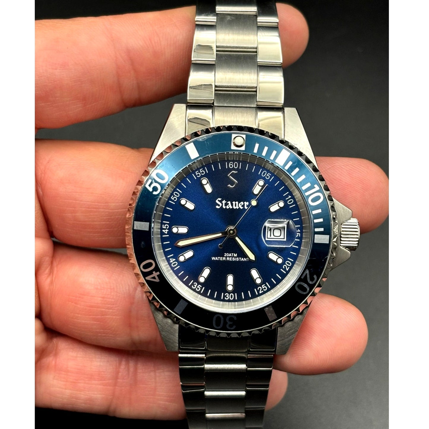 Stauer 29221 Excursion Dive Blue Dial 20 ATM Stainless Steel Date Men's Watch