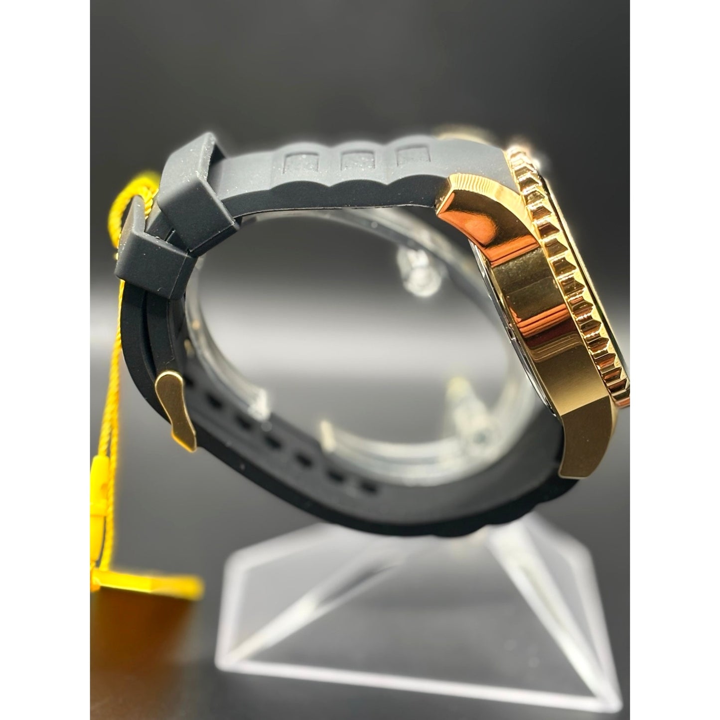 Invicta Sea Hunter 48987 Men’s 52mm Silicone Strap Gold Dive Watch NIBWT