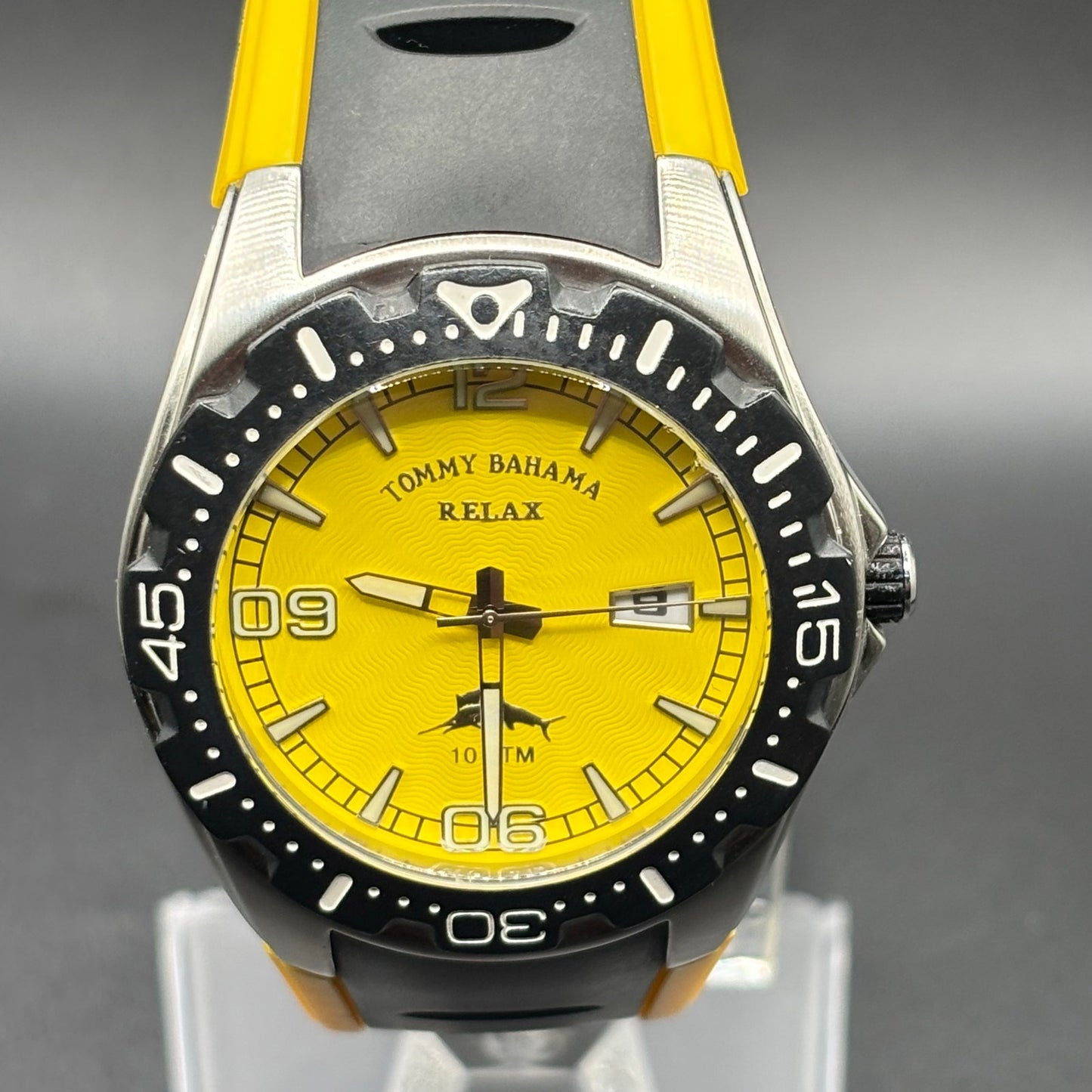 Tommy Bahama Relax RLX1000 Yellow Dial 43mm Diver Mens Watch 10ATM Beach Cruiser