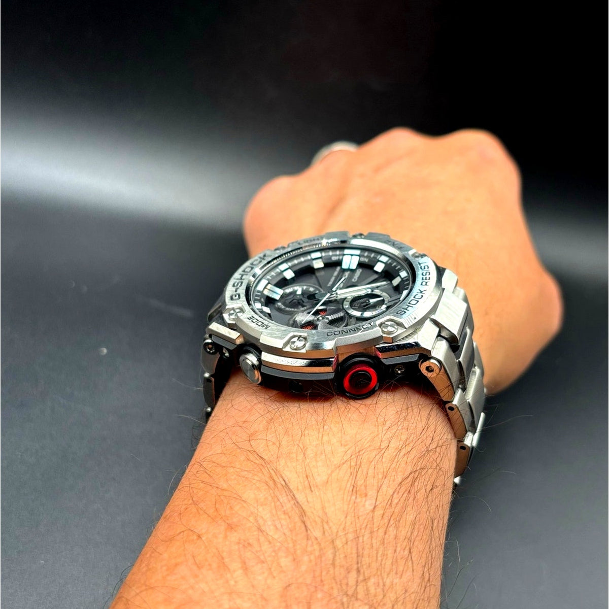 Casio G-Shock G-Steel GST-B100D-1A Tough Solar Bluetooth 200M Steel 53mm Watch