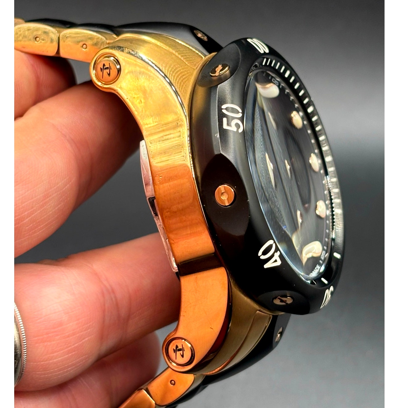 Invicta Reserve Venom 5728 Chronograph Swiss Made 53mm 18K Rose Gold Men’s Watch