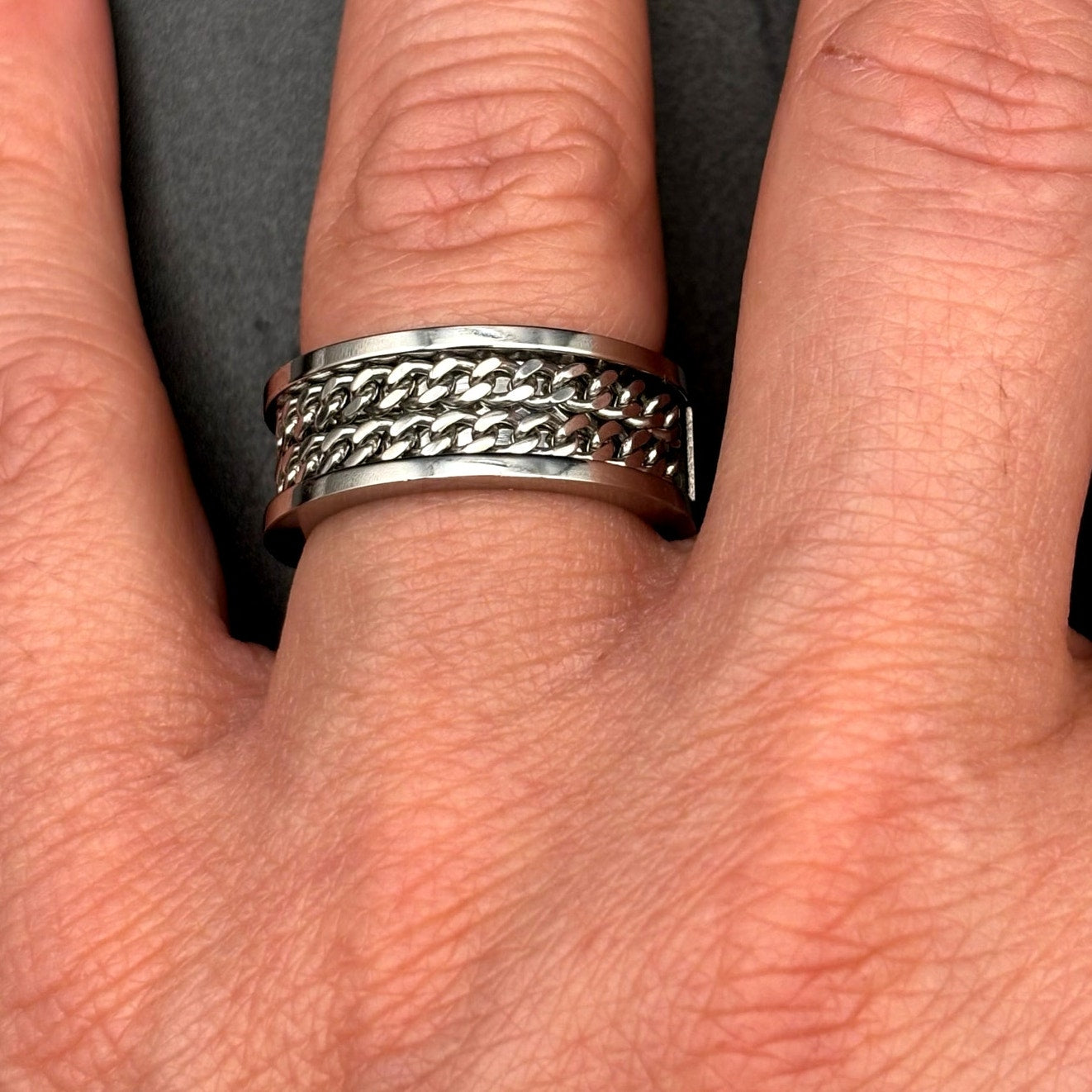 Blackjack BJR89W Men’s Stainless Steel Carbon Fiber Double Curb Link Ring SZ#10