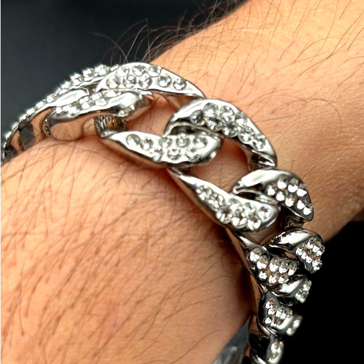 Akademiks Men’s Stainless Steel  240 Cubic Zirconia Cuban Link Iced Bracelet NWT
