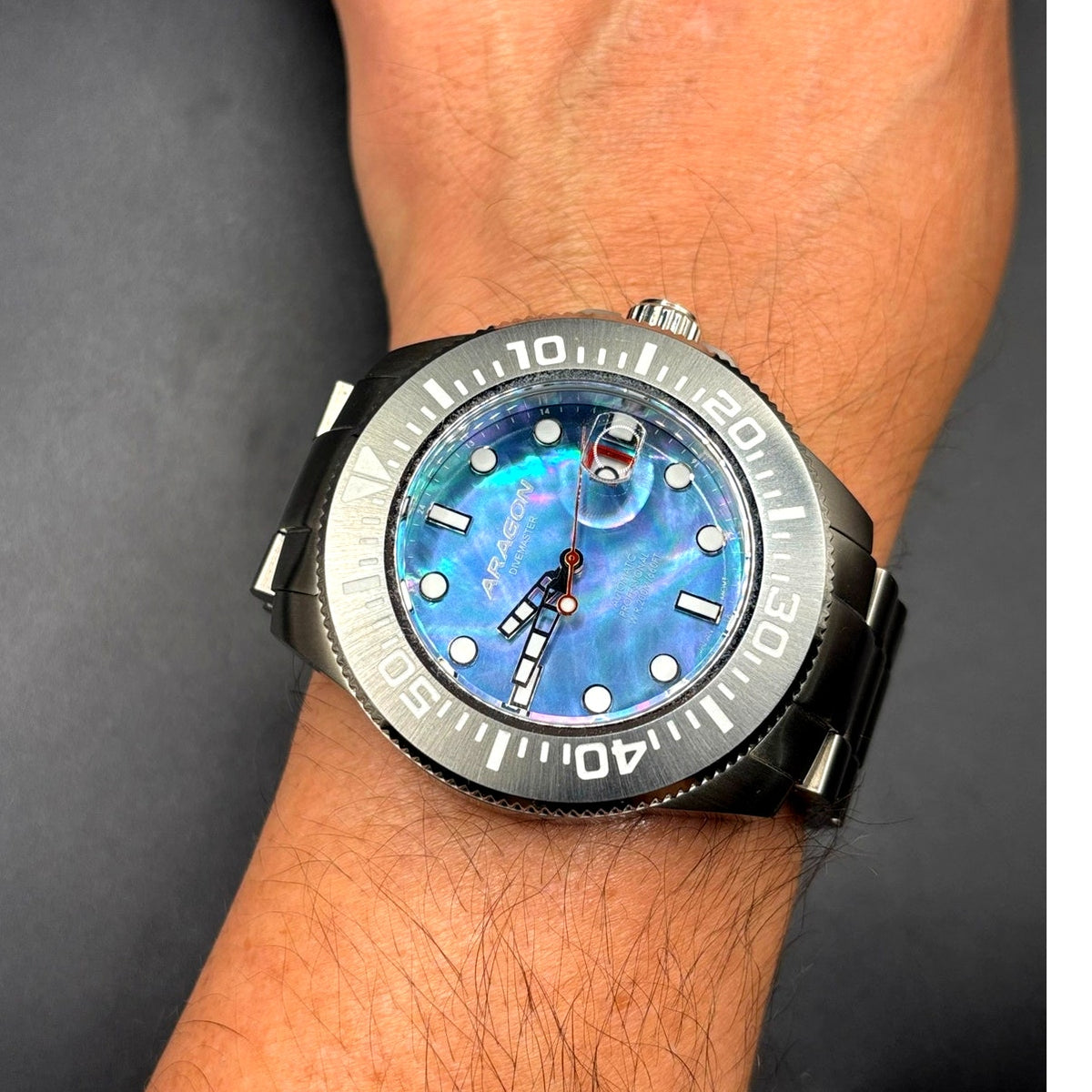 Aragon Divemaster II A334MOP Automatic 50mm Mother of Pearl Men’s Watch Full Set