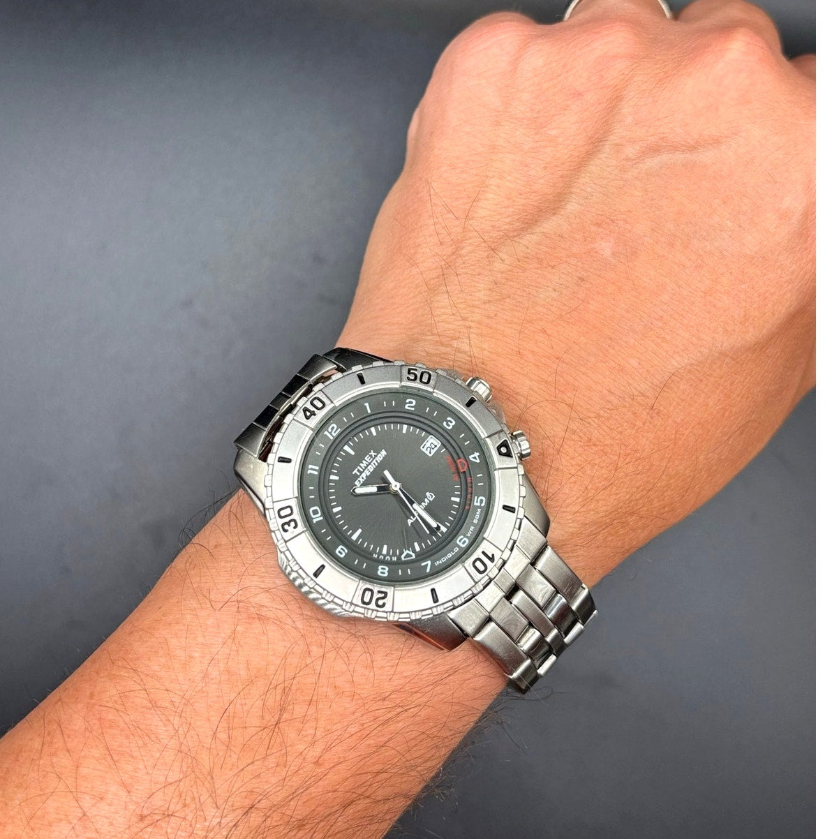 Timex Expedition T43391 Shenmue Alarm Indiglo Steel Bracelet 39mm Vintage Watch