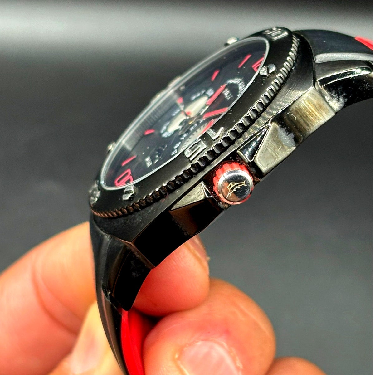 Tommy Bahama Relax TBRLX1033-A126 Reef Diver Black Red Silicone Men’s Watch