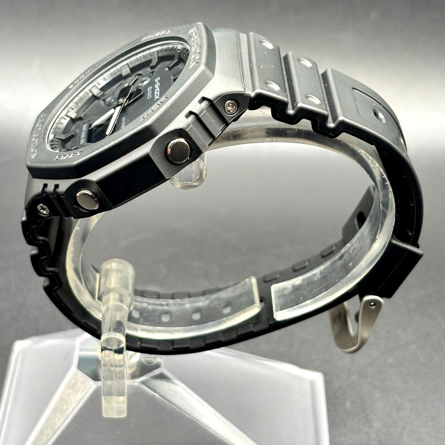 Casio G-Shock GA-2100-1A1 Monochrome Black Carbon Core Guard CasiOak Watch NIB