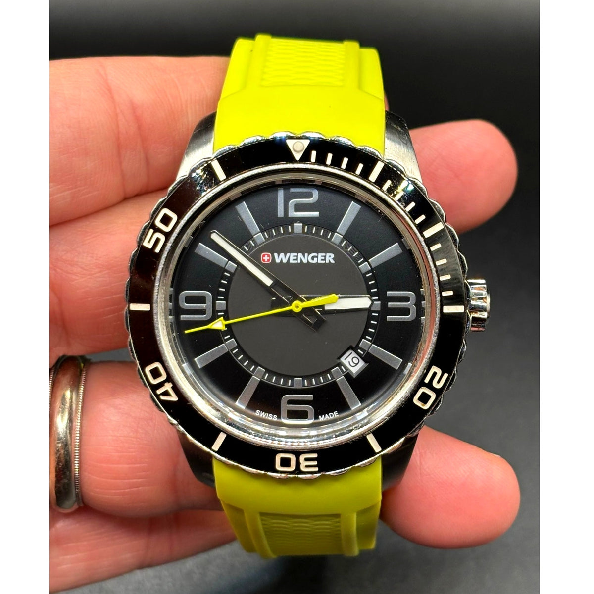 Wenger Roadster 01.0851.115 Swiss Made 45mm Black Dial Yellow Silicone Watch