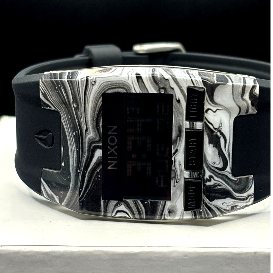 Nixon The Comp S Marbled Black White Amoeba Digital Surf Watch 100M A336