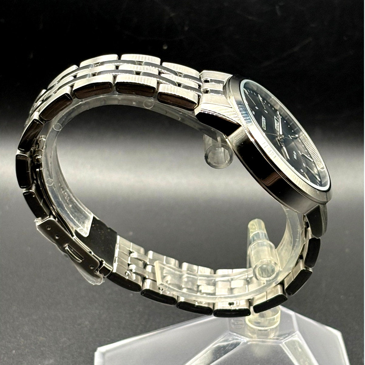 Citizen BF2011-51E Black Sunray Dial Day Date Quartz Men’s Stainless Steel Watch