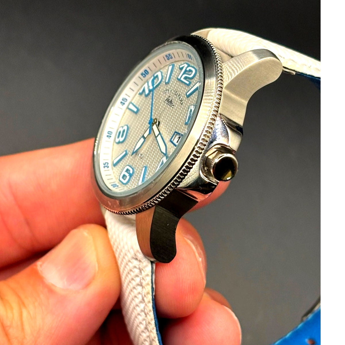 Tommy Bahama Relax RLX2017 Women’s 36mm White Blue Quartz Watch Full Set
