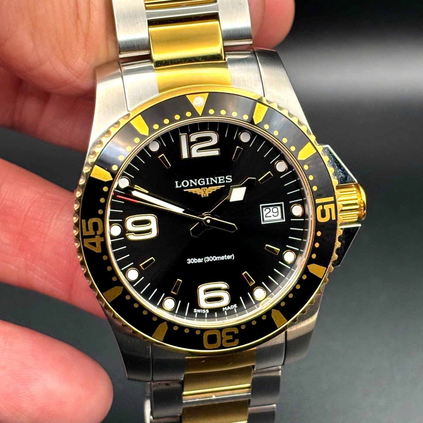 Longines HydroConquest L3.740.3.56.7  Mens 41mm Two-Tone Black Dial Diver Watch